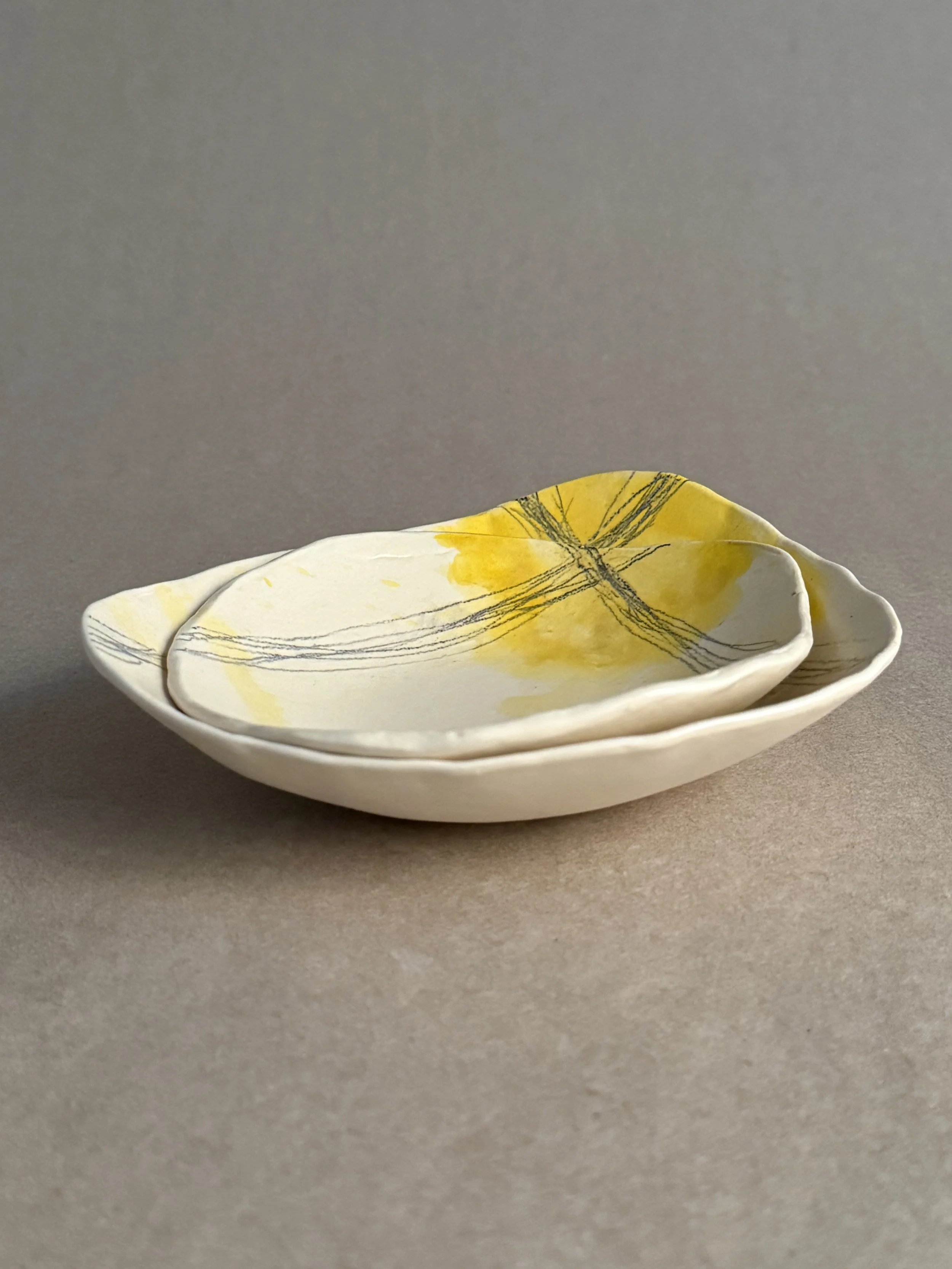 $75 - 6 & 7 inch nesting bowl