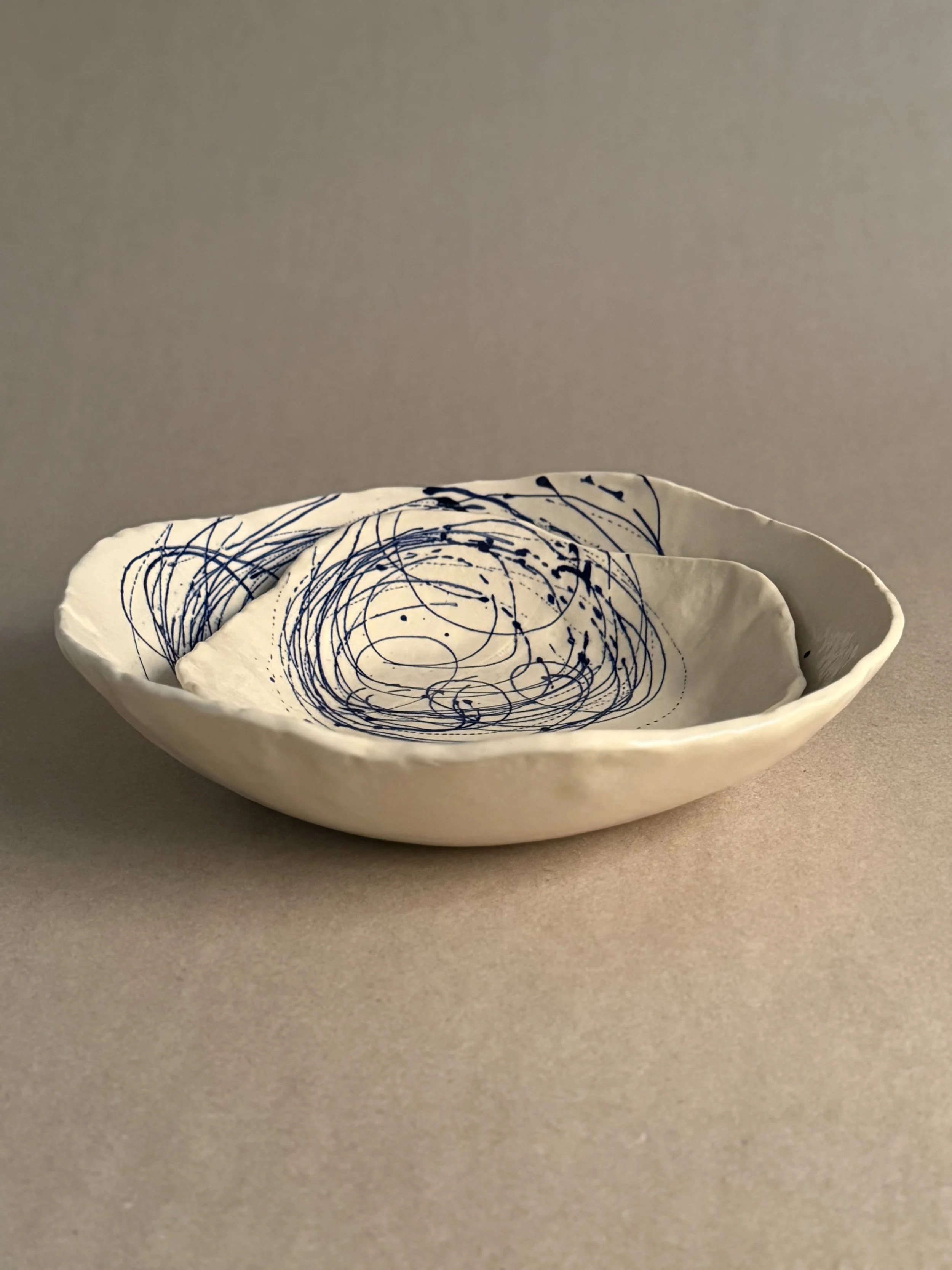 $200 - 11 and 8 inch bowl set