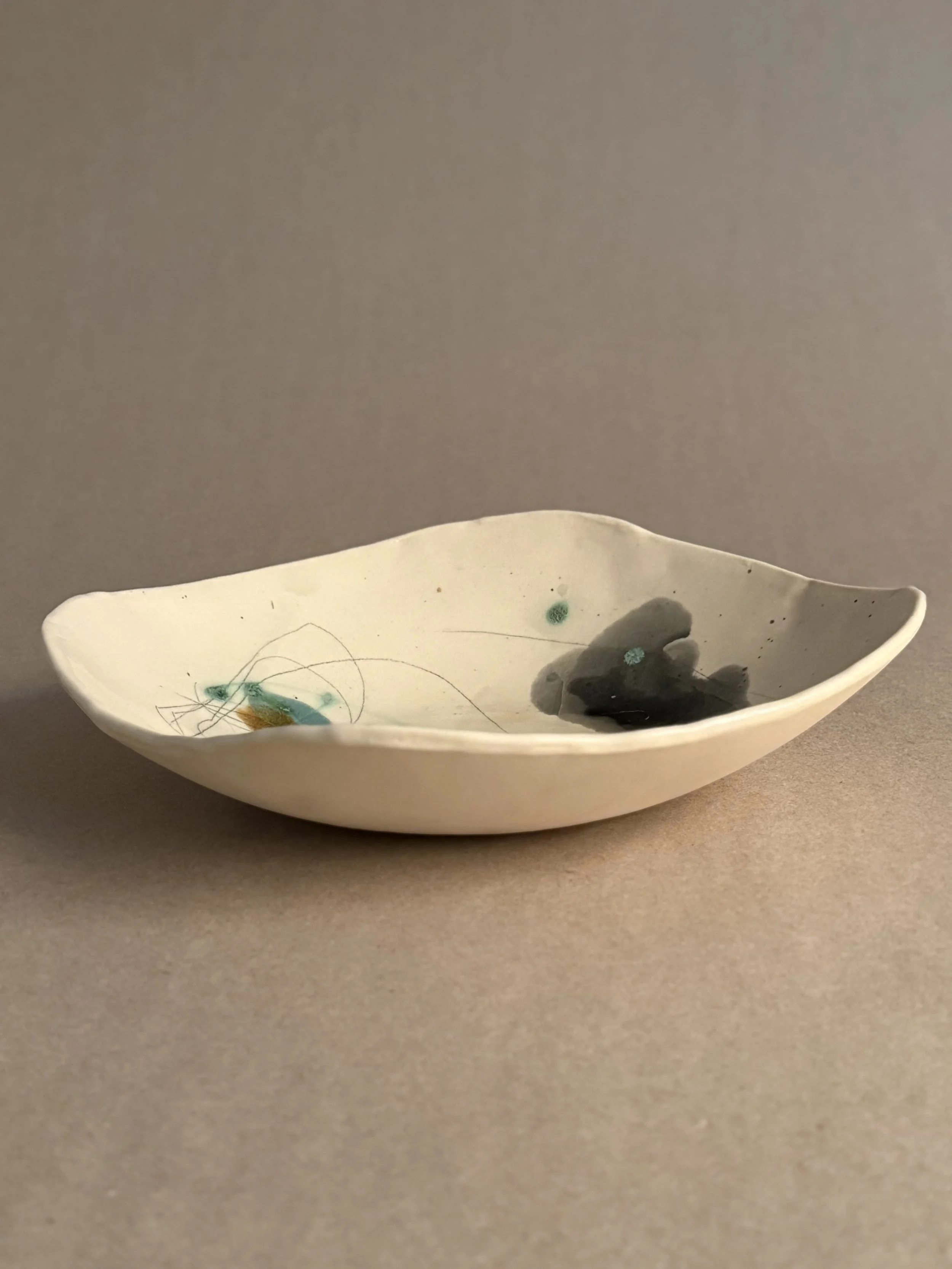 $125 - 10 inch bowl plate