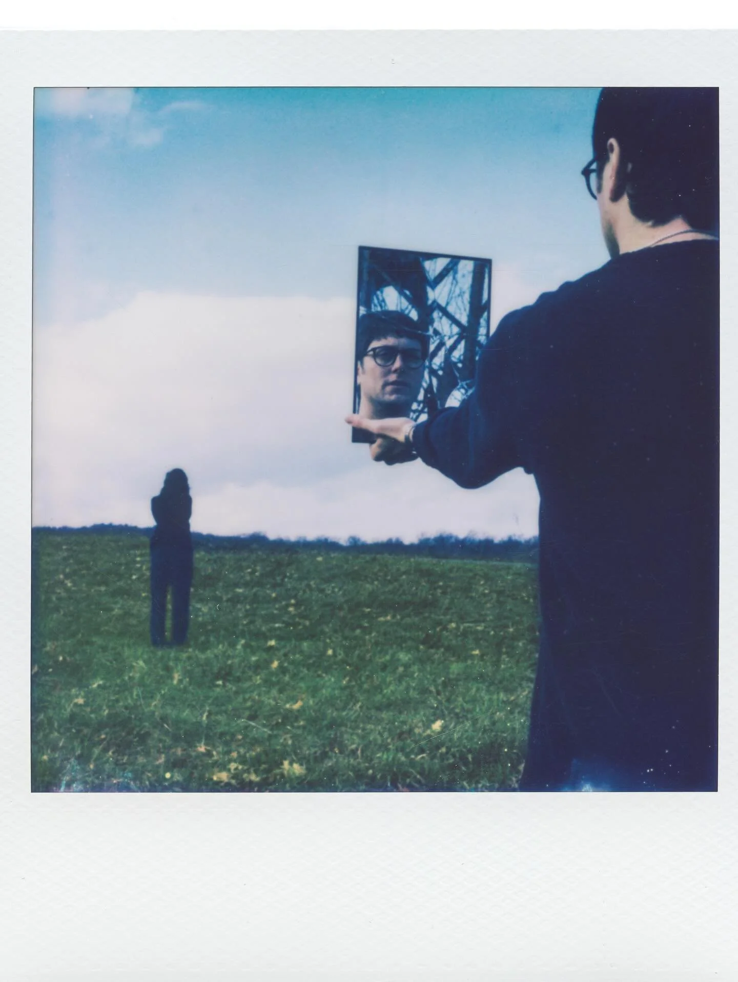 "Words I'd Use" featuring @gracegardnermusic , out next Friday. 

A song years in the making about the universal wish for a partner to see themselves through your eyes. I love Grace's songs and their approach to music making, and I believe 