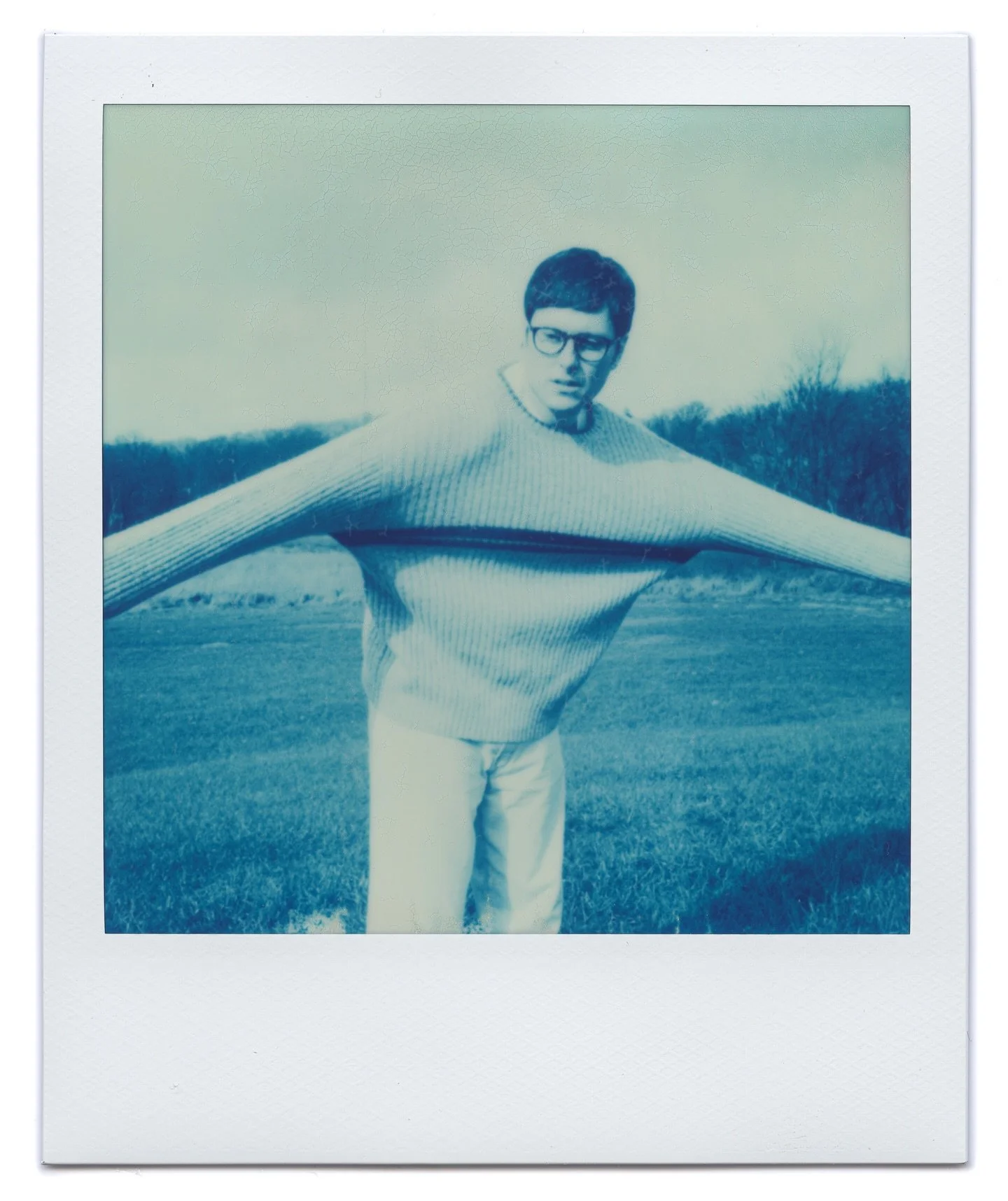 Words I'd Use is about the push and the pull between self doubt and admiration. Thank you for the kind words @kingsofar and @melodicmag , and for getting to the root of this song.