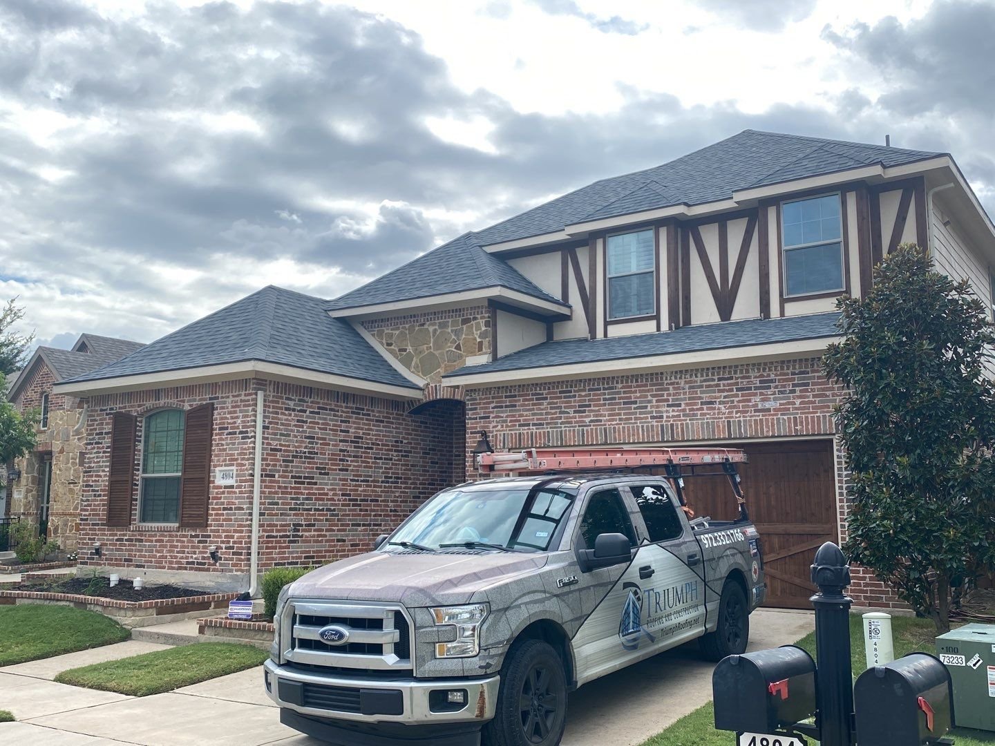 Residential Roofing Installation using Owens Corning Duration Flex