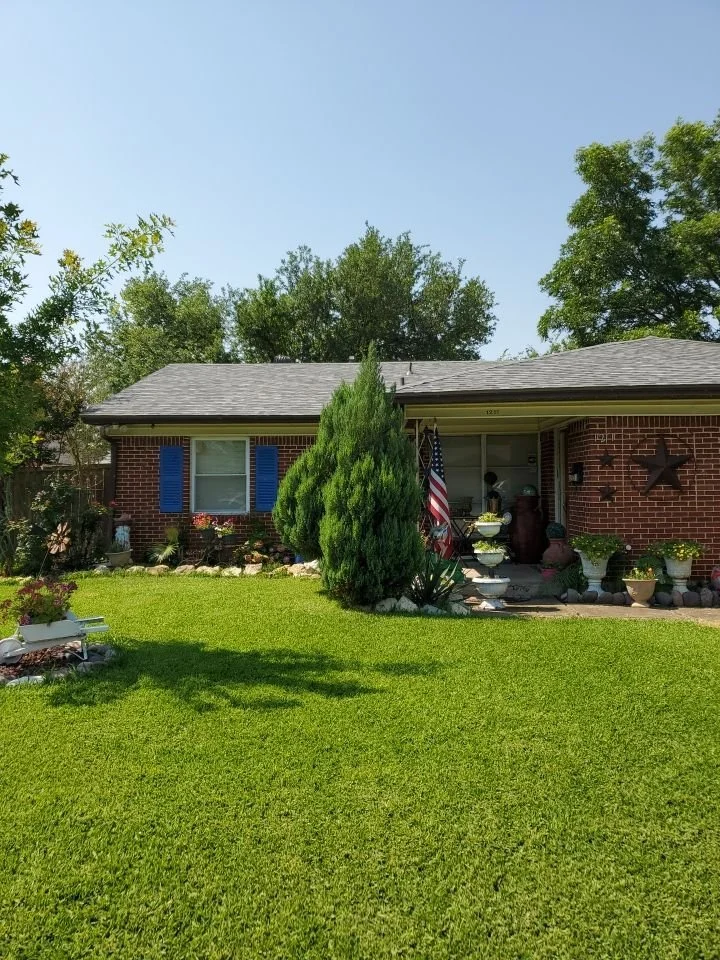 Residential Roofing Installation using Owens Corning Duration