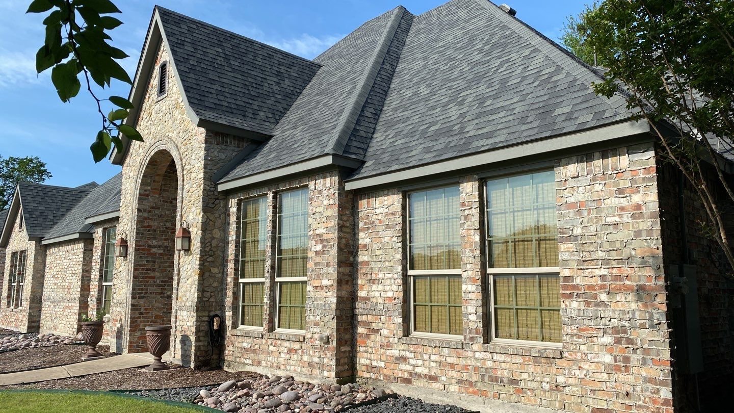 Residential Roofing Installation using Owens Corning Duration