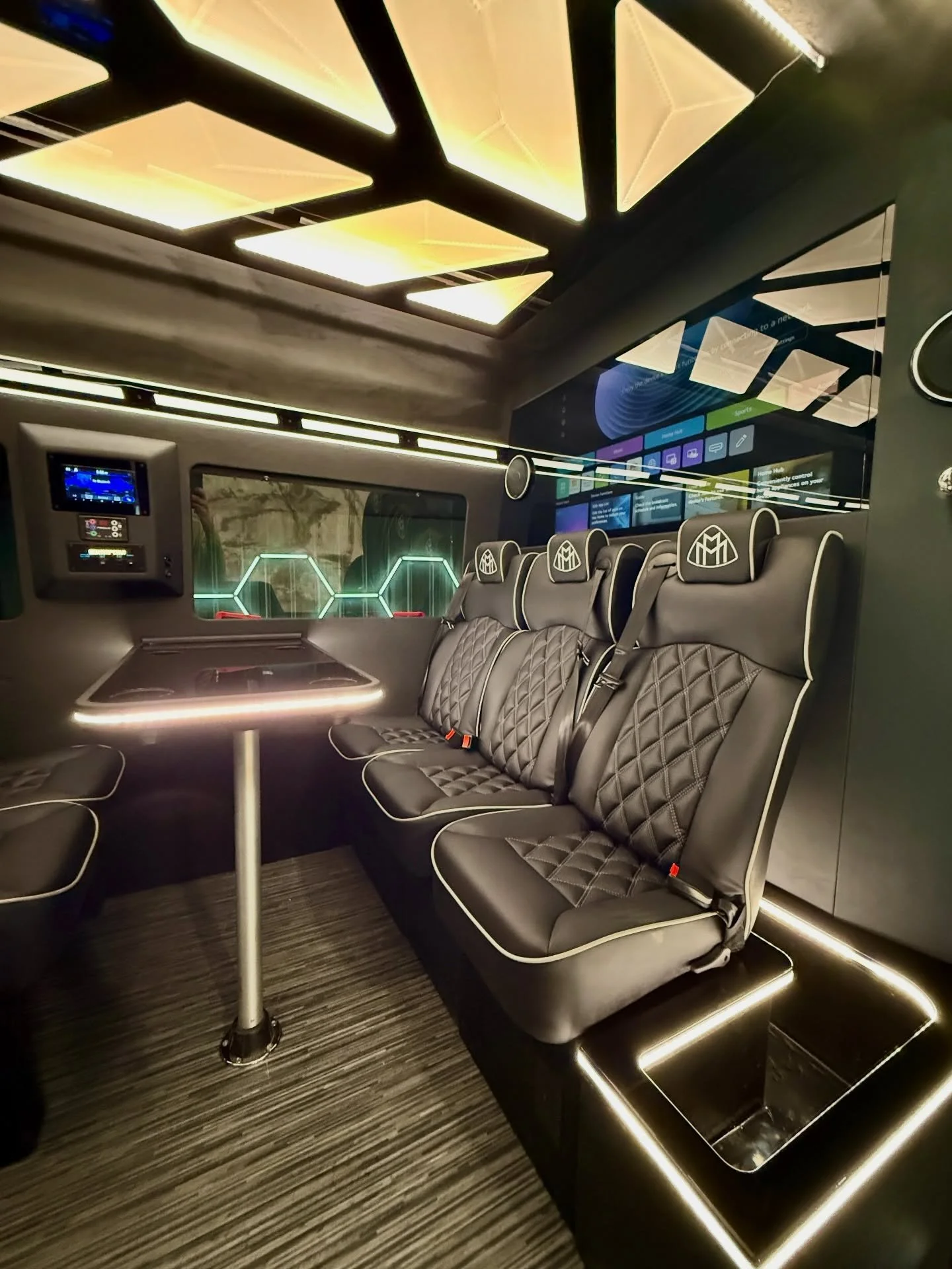 Miami bound. 🌴

This executive shuttle is wrapping up and headed south &mdash; but we&rsquo;re not showing you everything just yet.

Full reveal and walkthrough video dropping soon.

If you run corporate travel, events, or chauffeur service&hellip; 