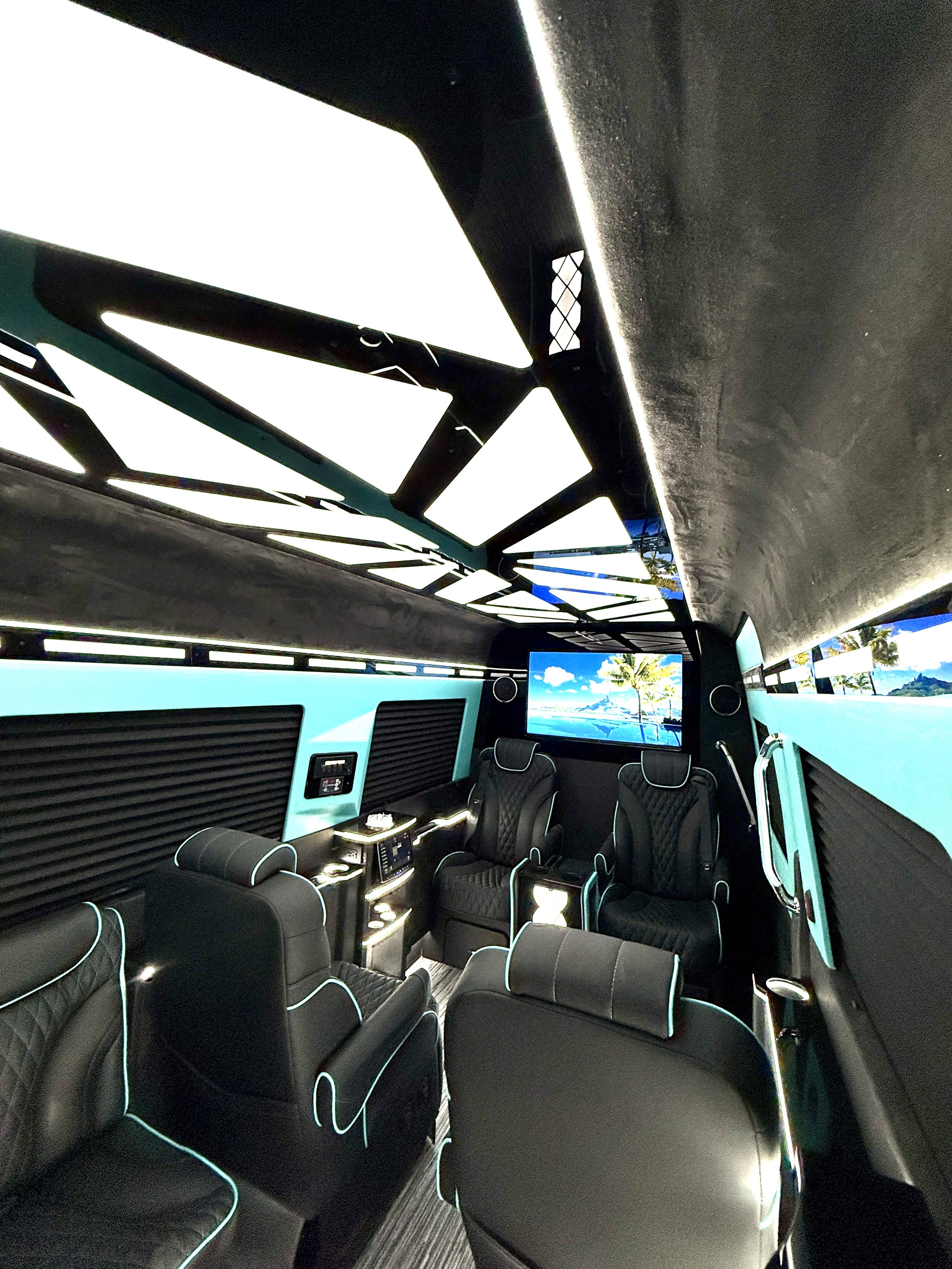 CEO Style Executive Sprinter 7.JPEG