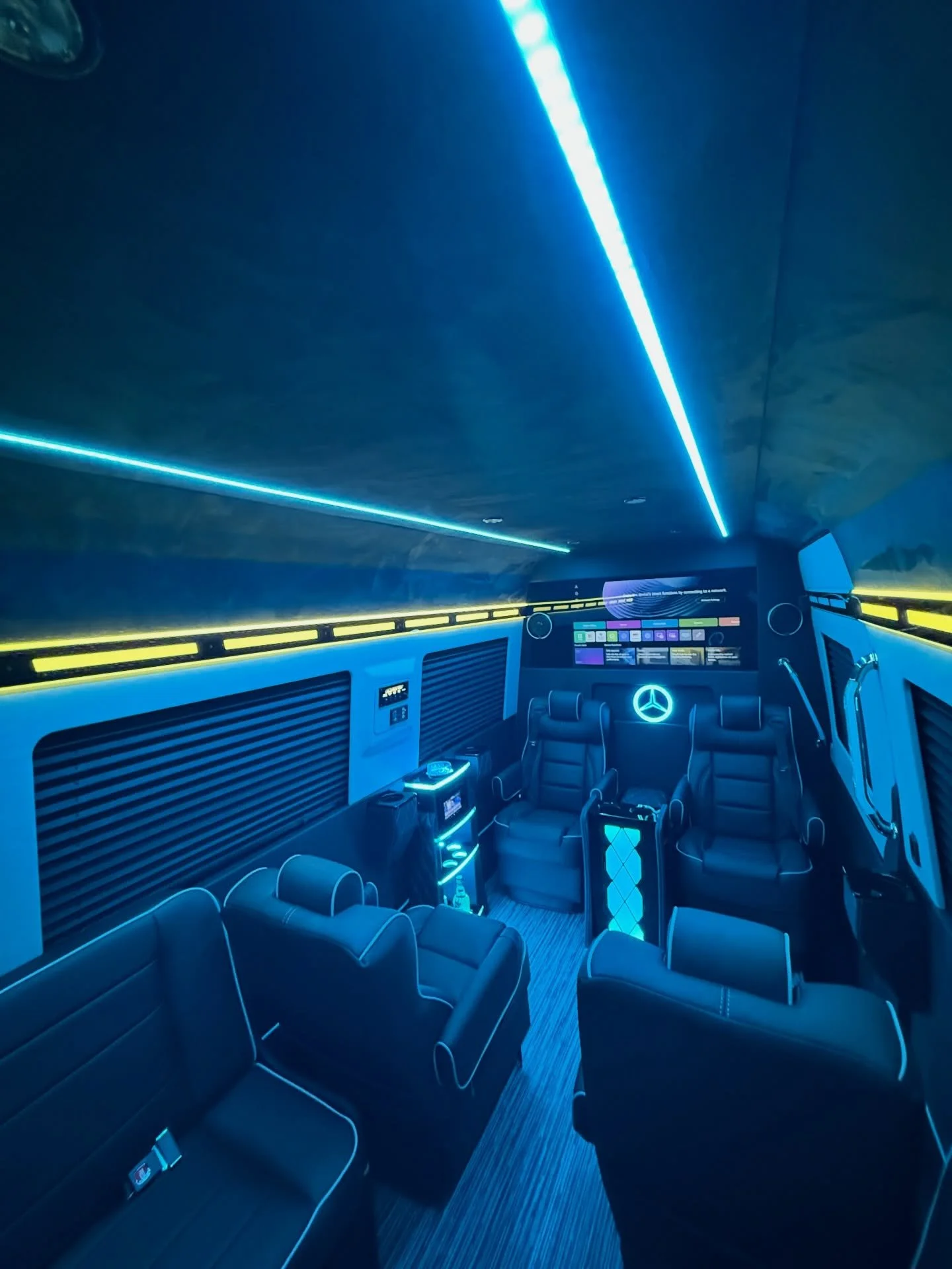 business&hellip; until it&rsquo;s not.
Clean, executive setup by day&mdash;flip the switch and it&rsquo;s ready to entertain.

Built with only what you&rsquo;ll actually use. No wasted spend.
DM us to build yours.

#ExecutiveSprinter #LuxuryVan #Spri