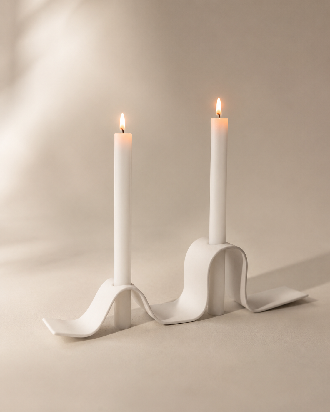 Halo with satin white with candles.png