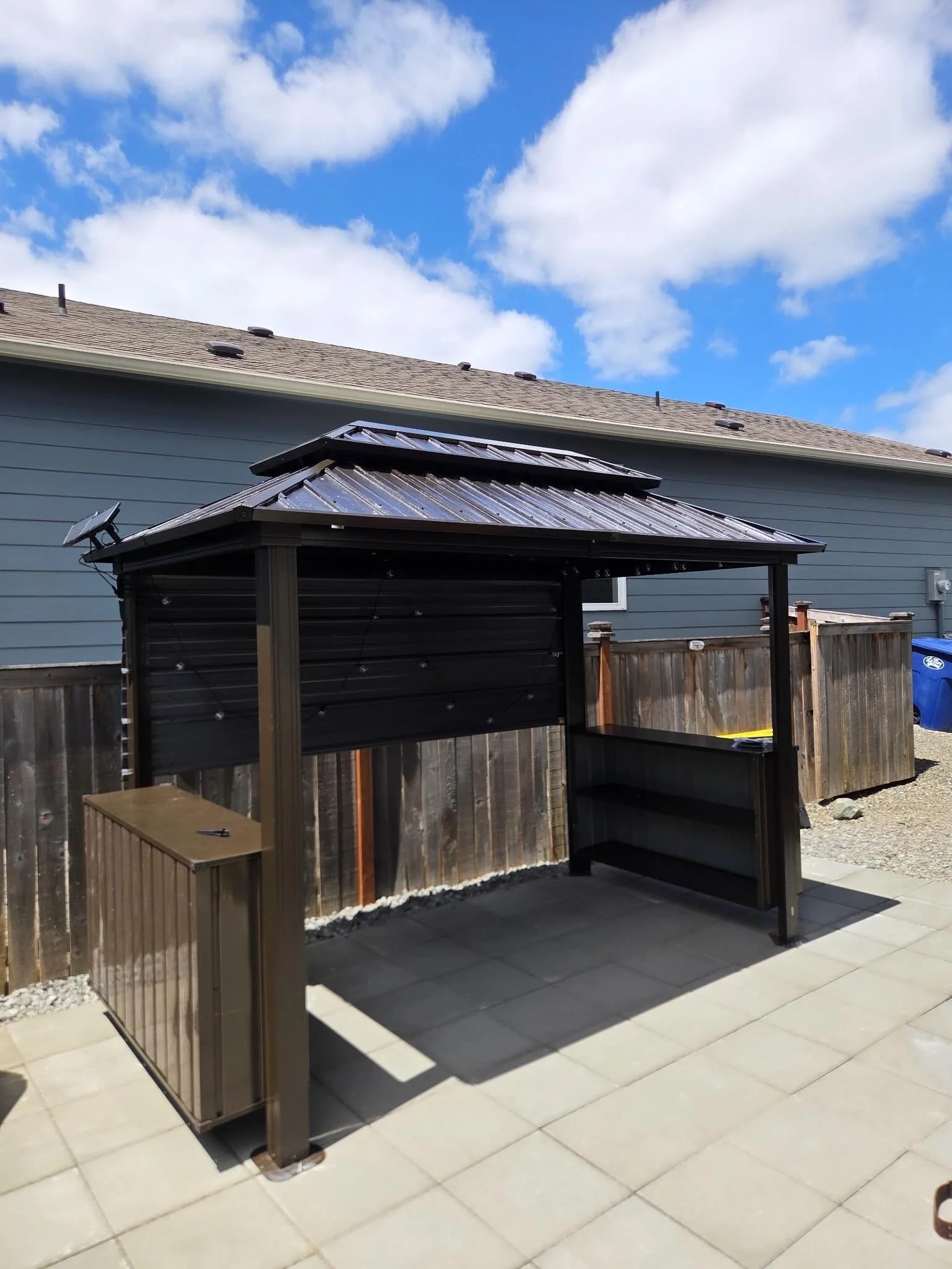 gazebo 2.JPG