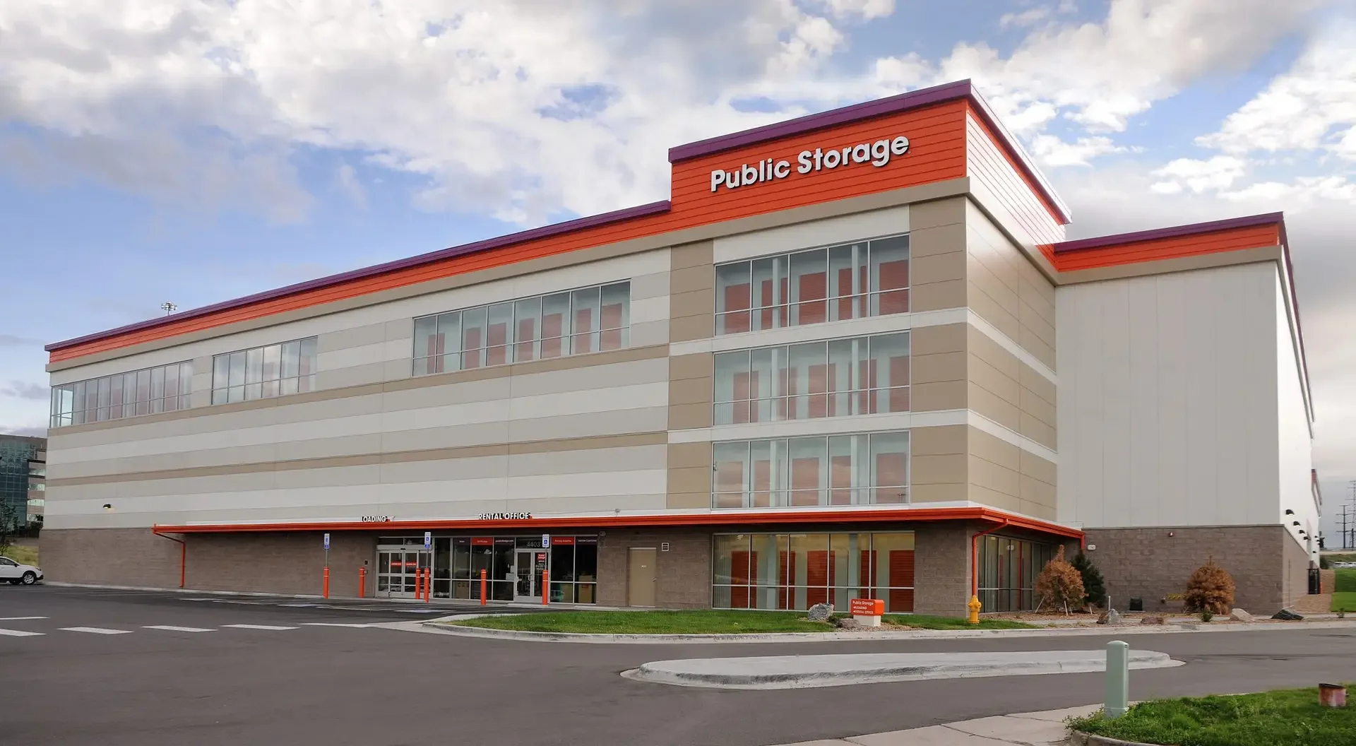 Denver-Tamarac Public Storage

60,300 ft² footprint / 195,000+ ft² total