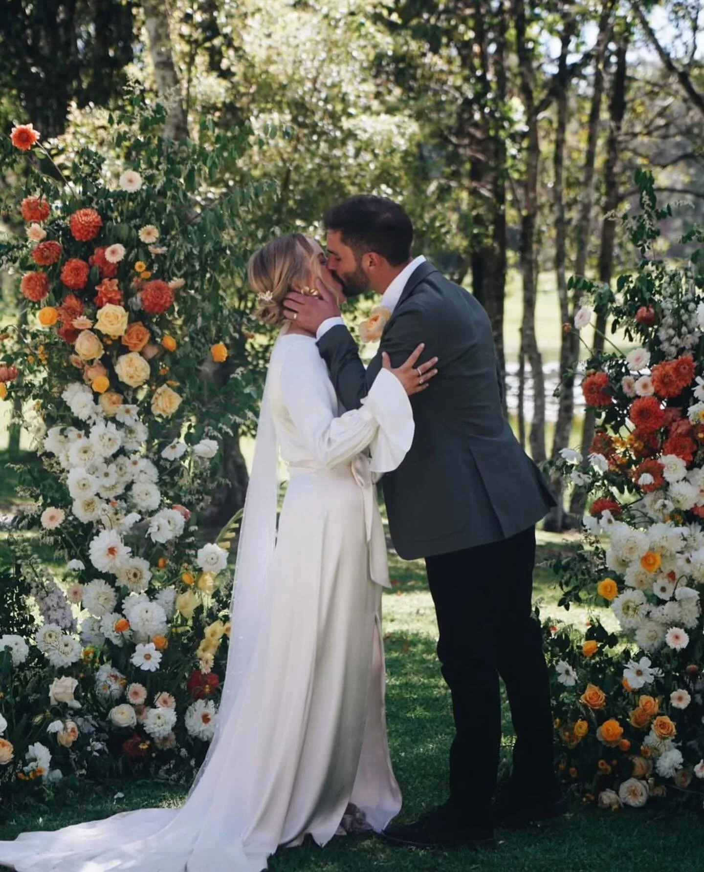 A Beautiful day filled love, laughter, and a few margaritas splashed In for good measure 💕 
Jake &amp; Sally