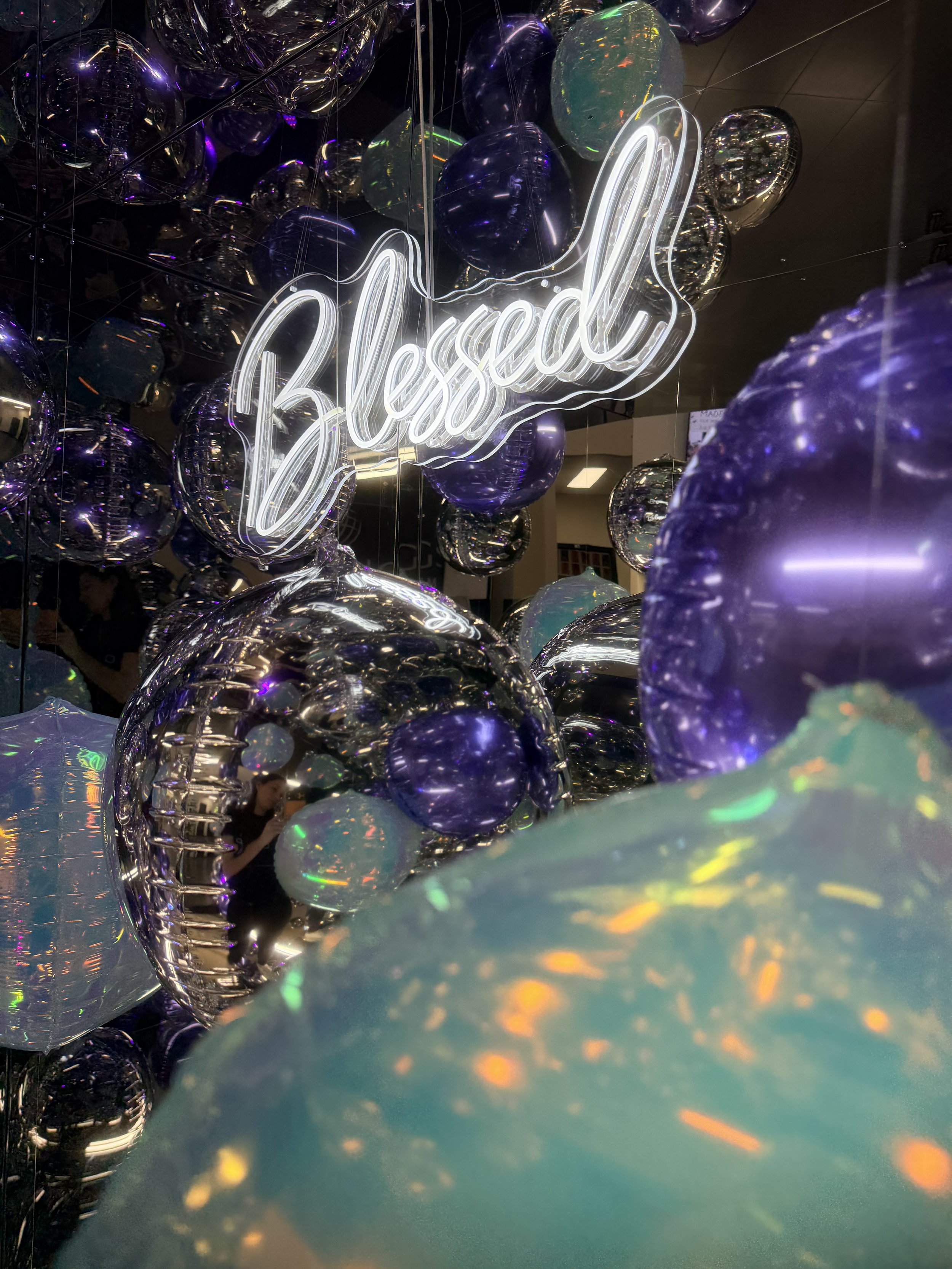 Blessed - Conference - Church Event - Unique Baloons - Unique Orbs - neon sign