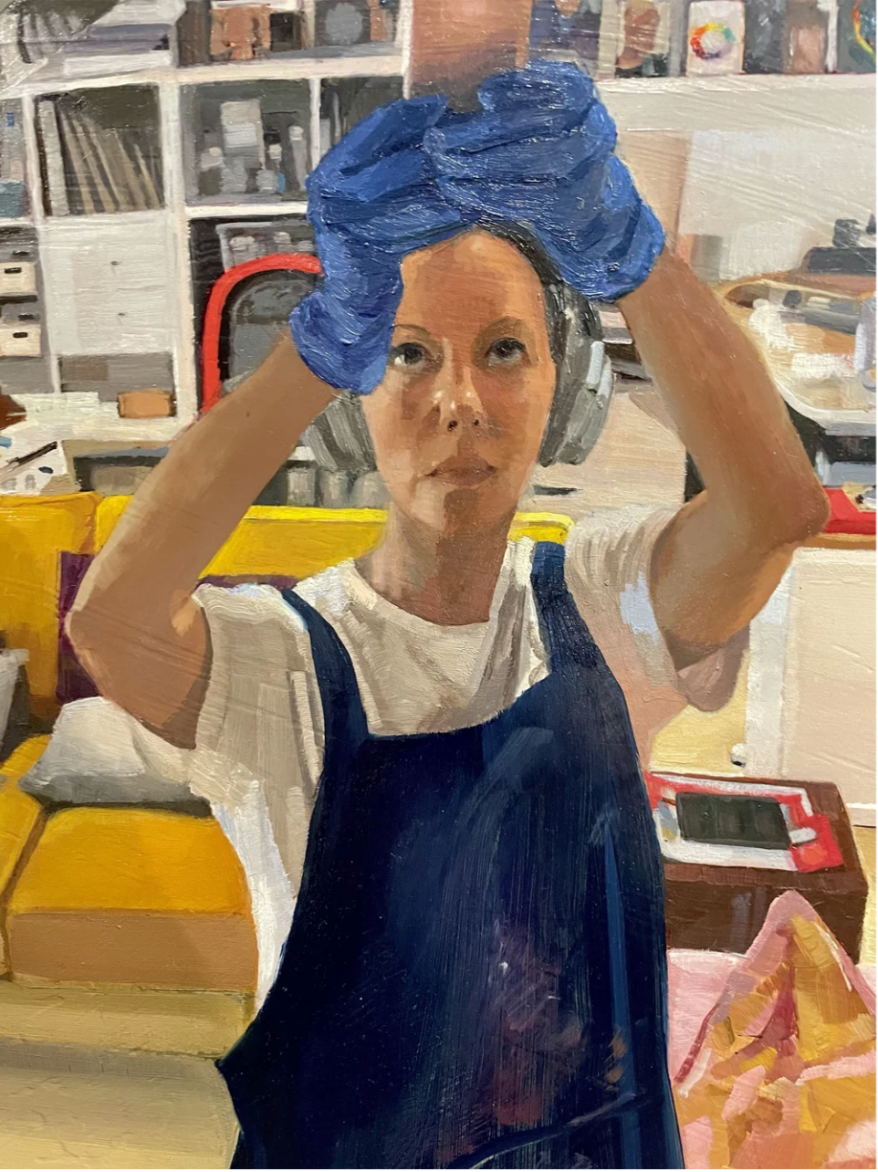 Inhale 2021 oil on board, round 80 x 80cm / Selected for the 191st RHA Royal Hibernian Academy Annual Exhibition 2021 / Selected for Sky Arts Portrait Artist of the Year 2023 Season 10 