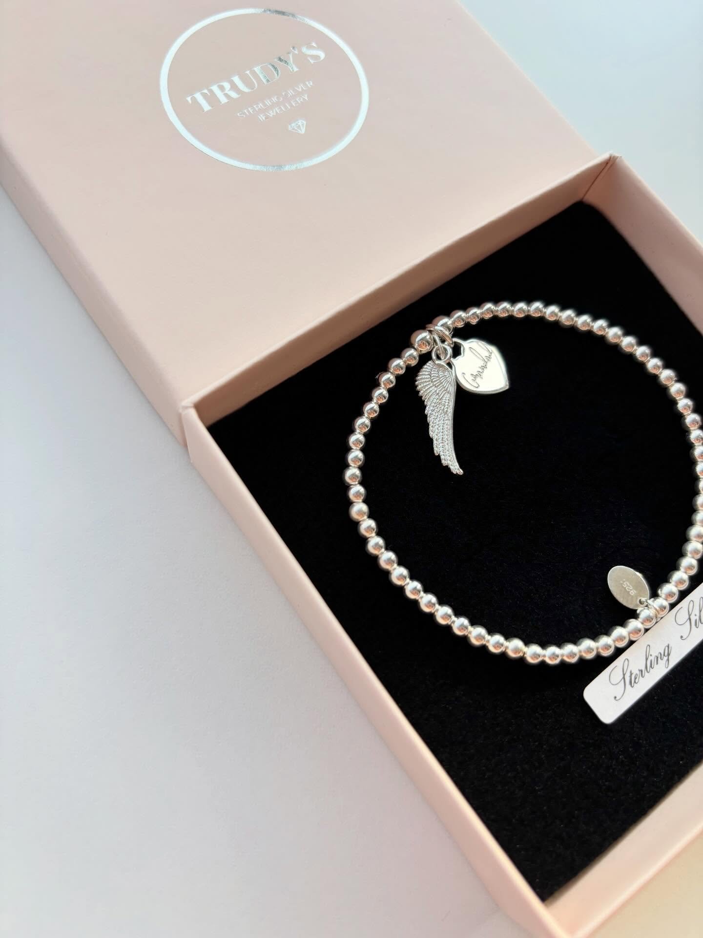 Forever remembered, forever loved 🪽

Jewellery can hold so much love and memory. I had the true honour of creating this angel wing memorial bracelet in remembrance of a Grandad that is so truly missed. 

&bull;
&bull;
&bull;

#smallbuisness #memoria