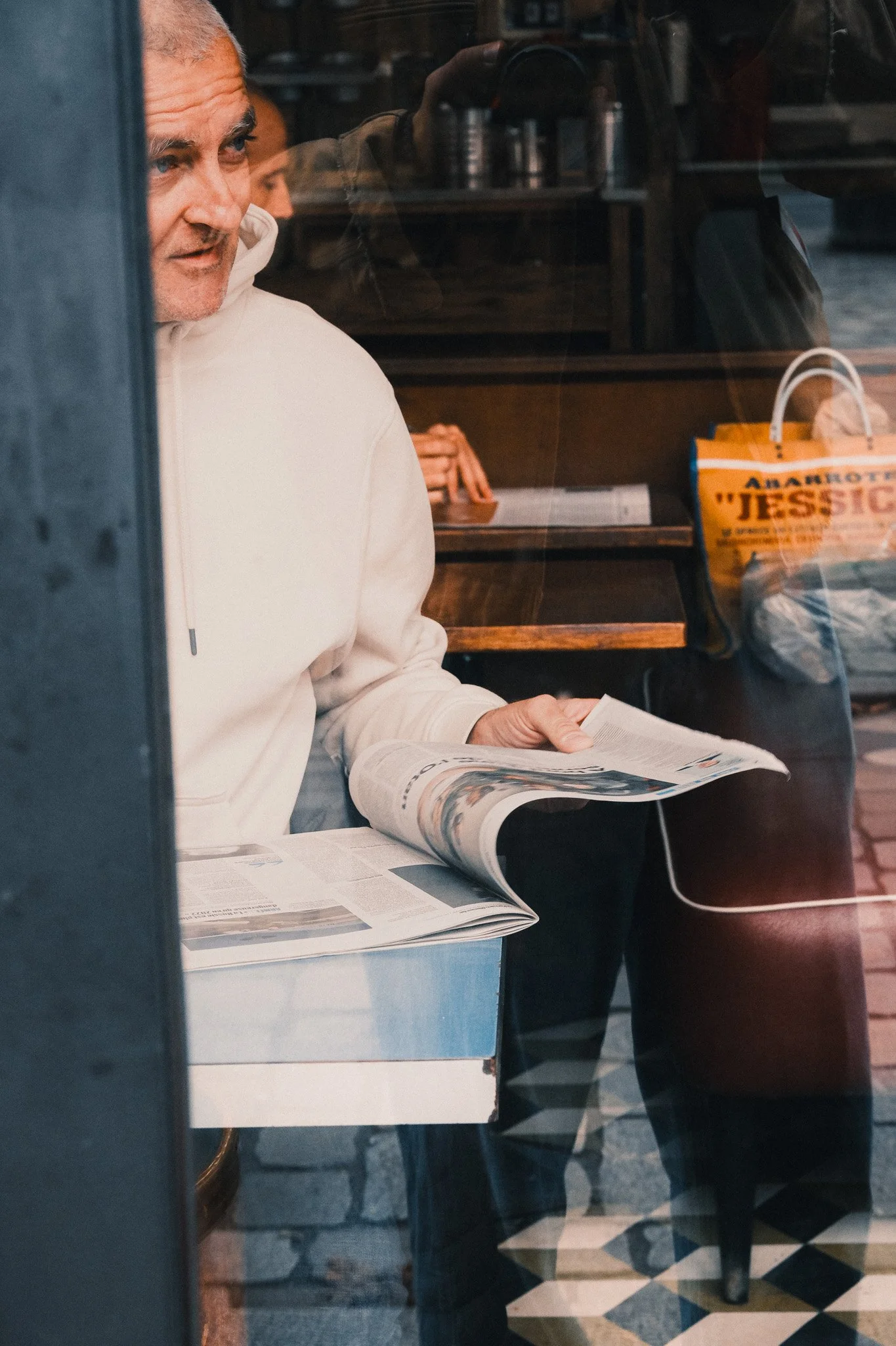 How to have coffee in France