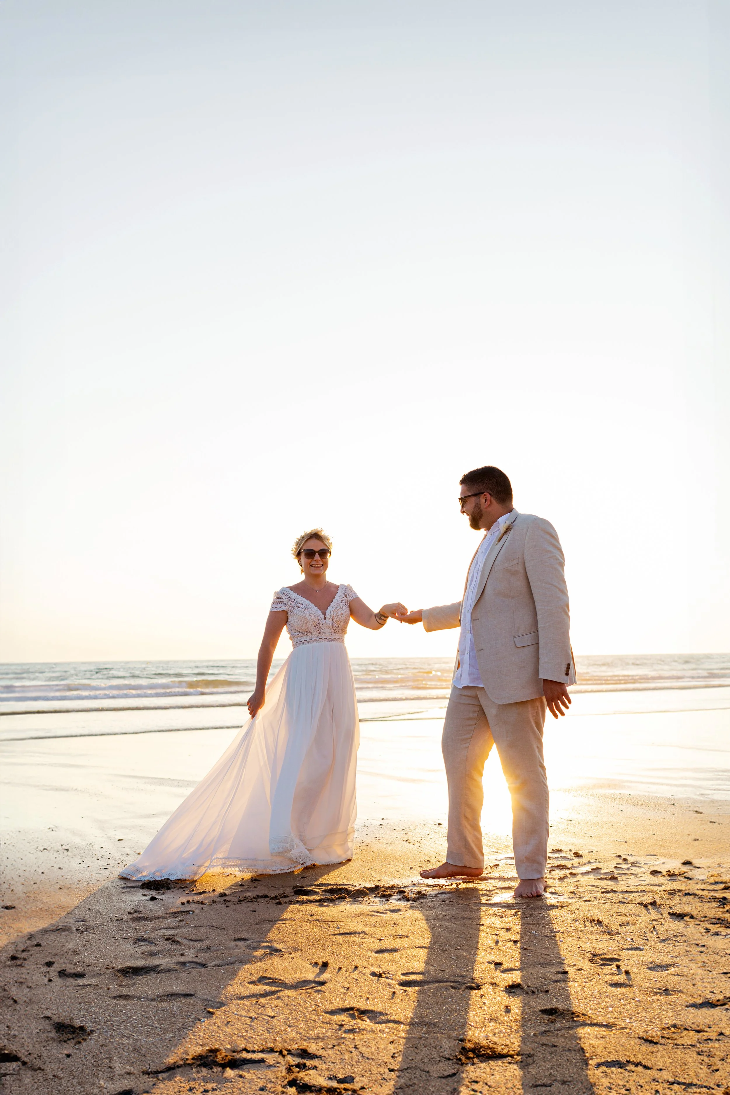 An intimate elopement at Nova Sunset Club in La Barrosa Beach | Wedding photographer in Chiclana de la Frontera
