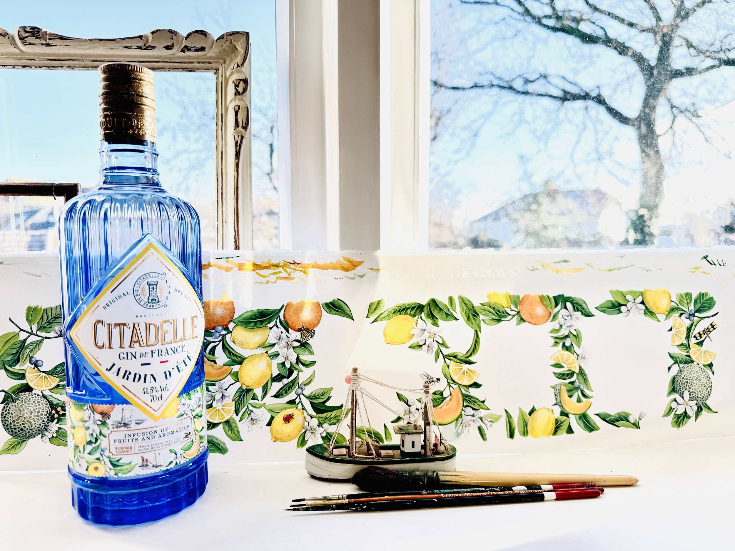 Citadelle Gin next to original artwork.jpg