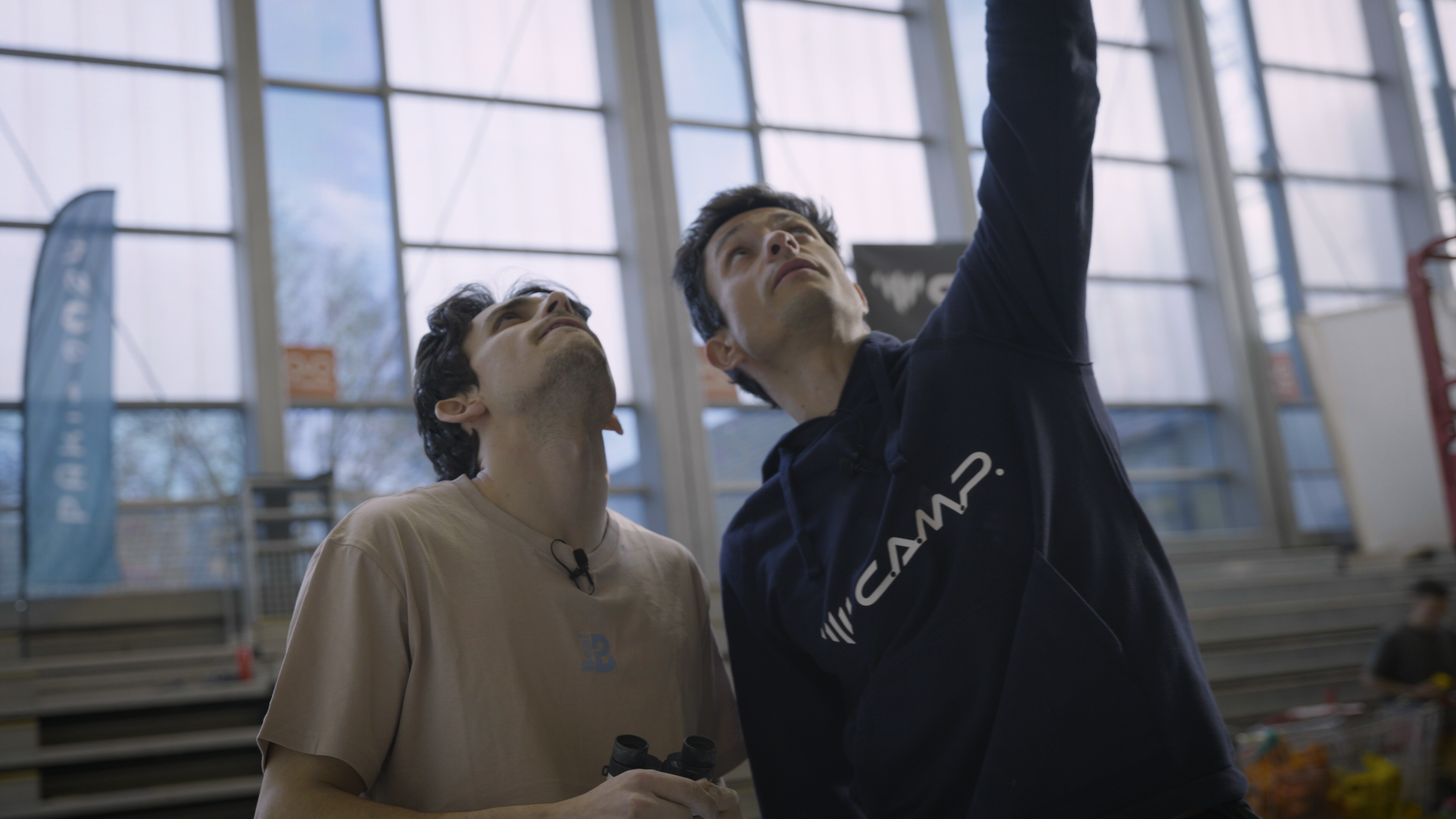 Guillaume Levernier - Sam Avezou dans l'ouverture en escalade avec CAMP