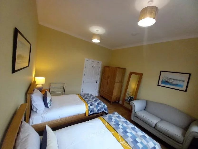 2nd Twin towards door.jpeg