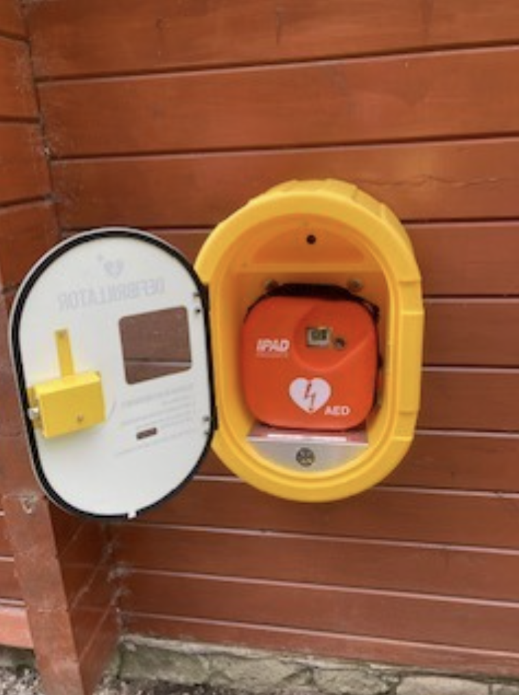 Defibrillators for Primary School and Sailing Club - £2,000 (2023)