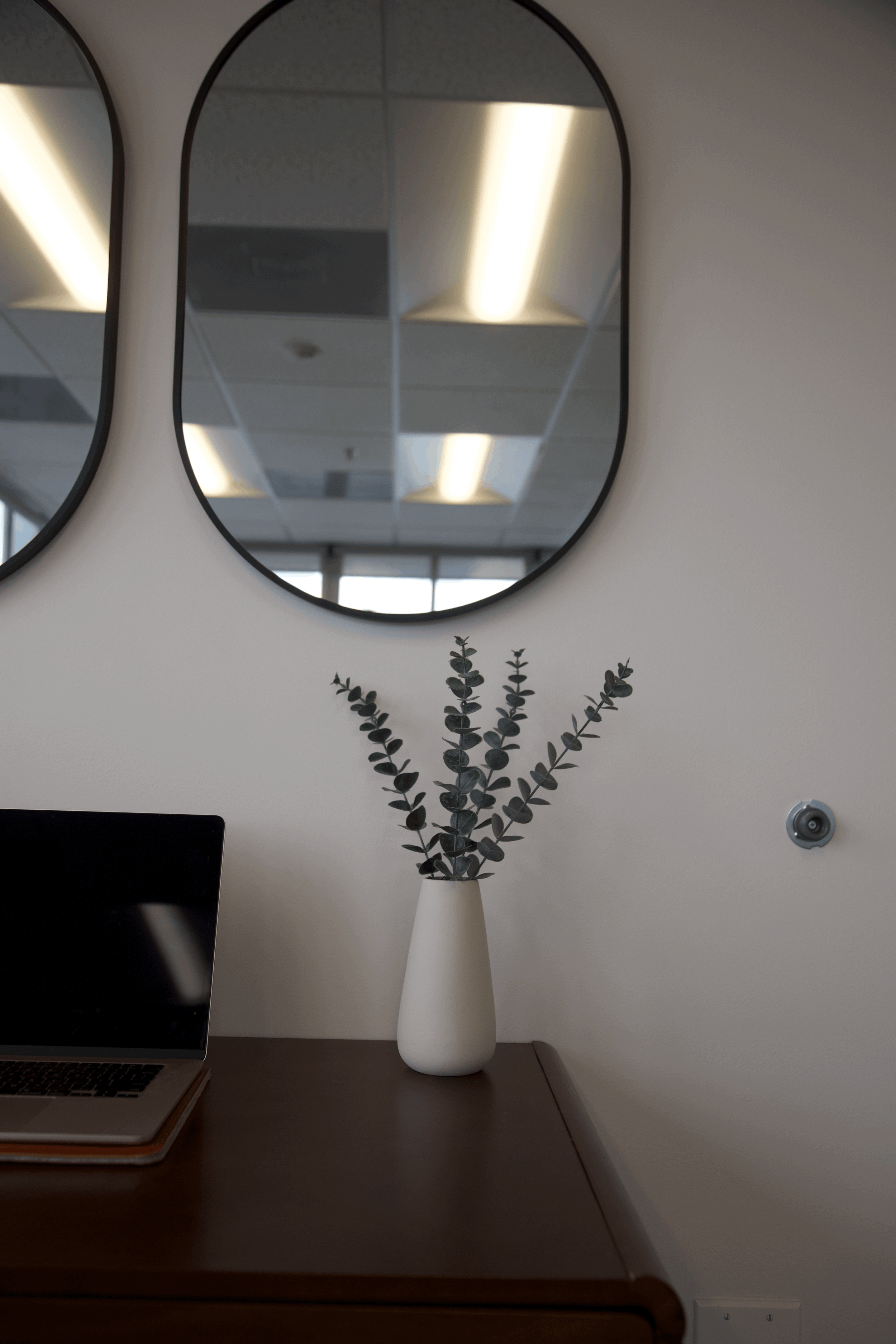 How Childhood Experiences Shape Adult Anxiety and Relationships: Insights from Carl Rogers and John Bowlby