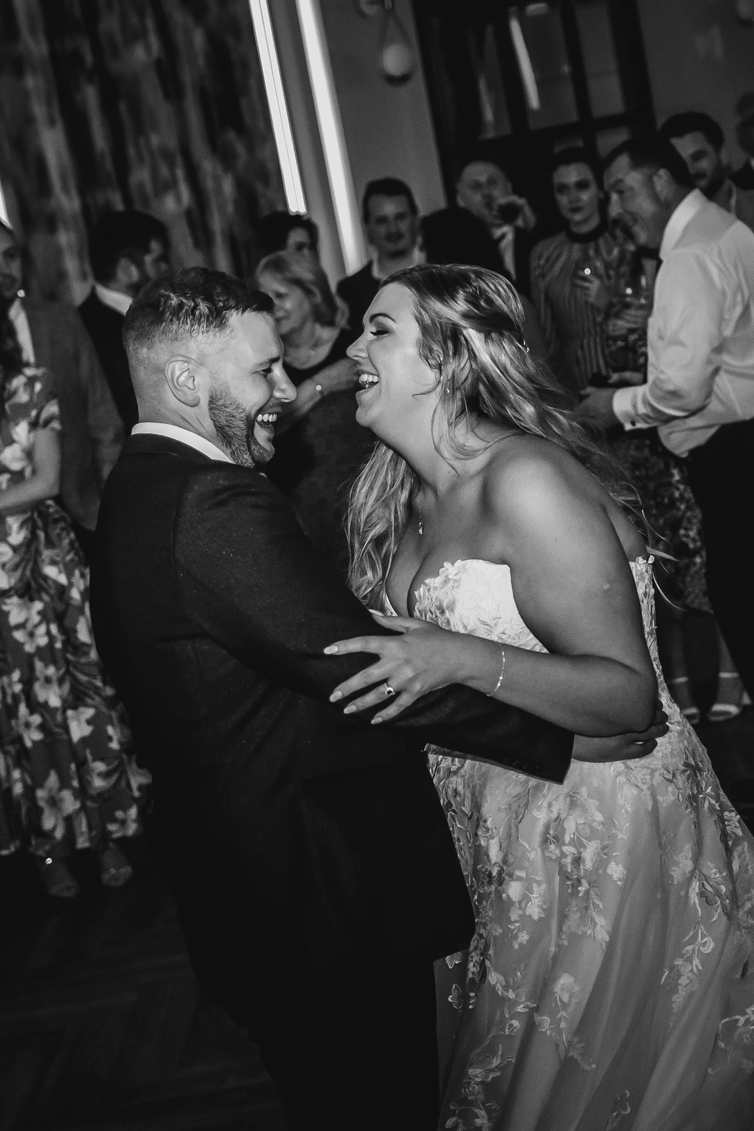 Chris & Lizzie_s Wedding 1037.jpg