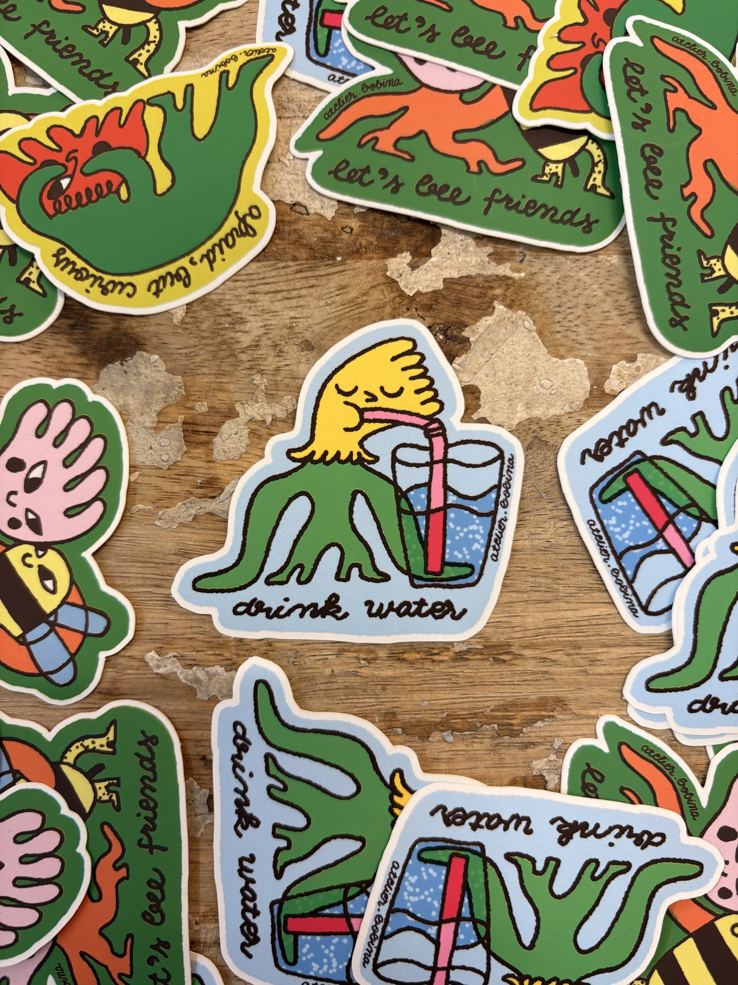 Drink water – Die cut sticker