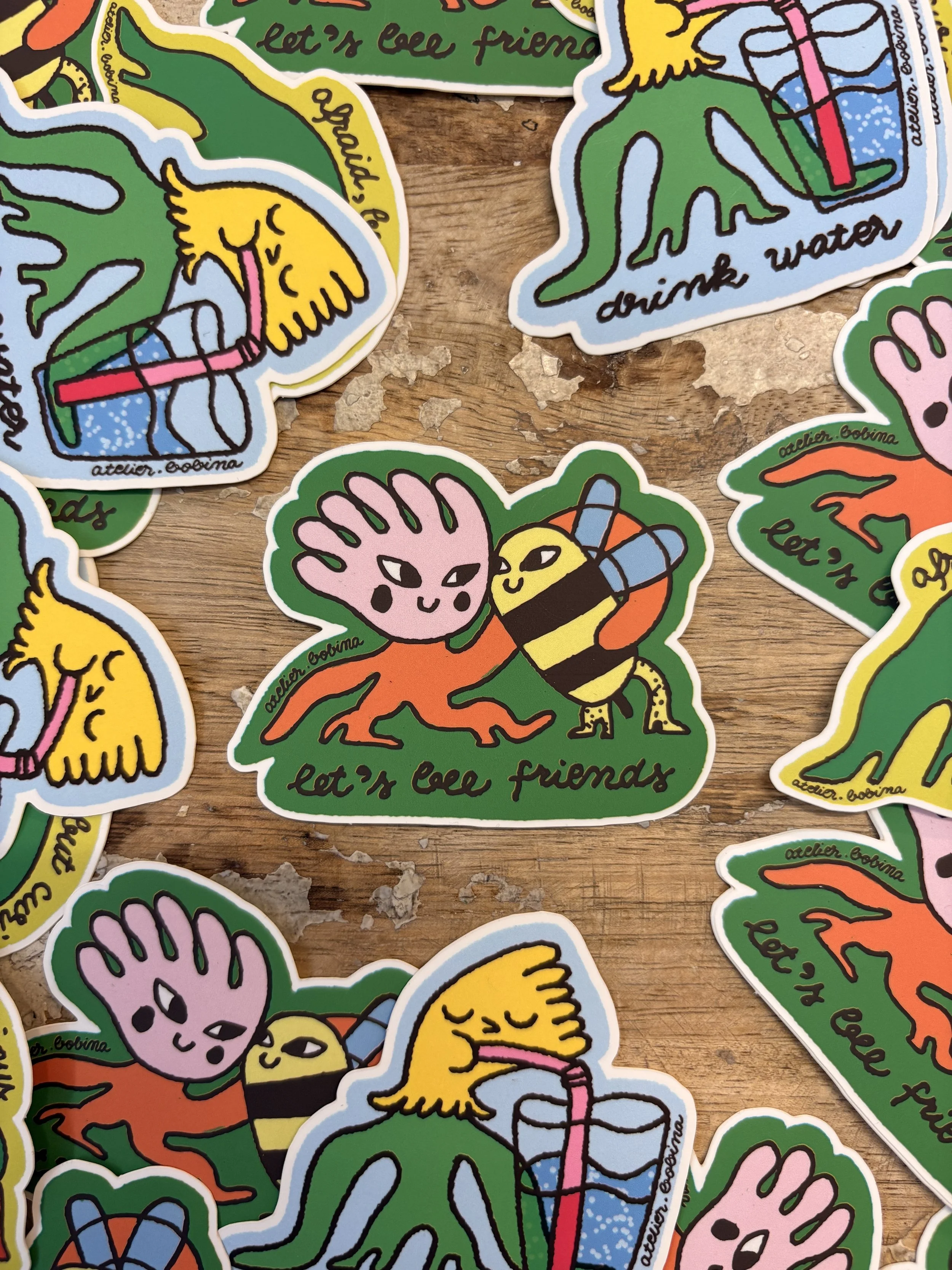 Let's bee friends – Die cut sticker