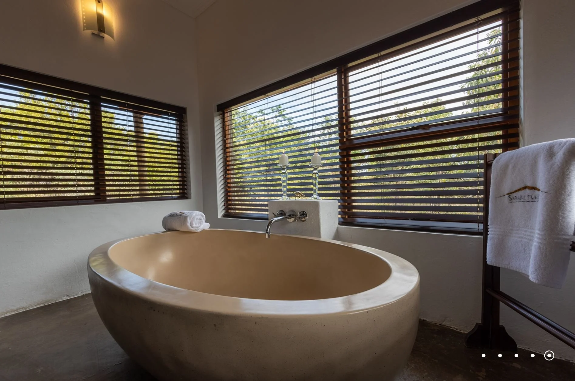 Standard Safari Suite
