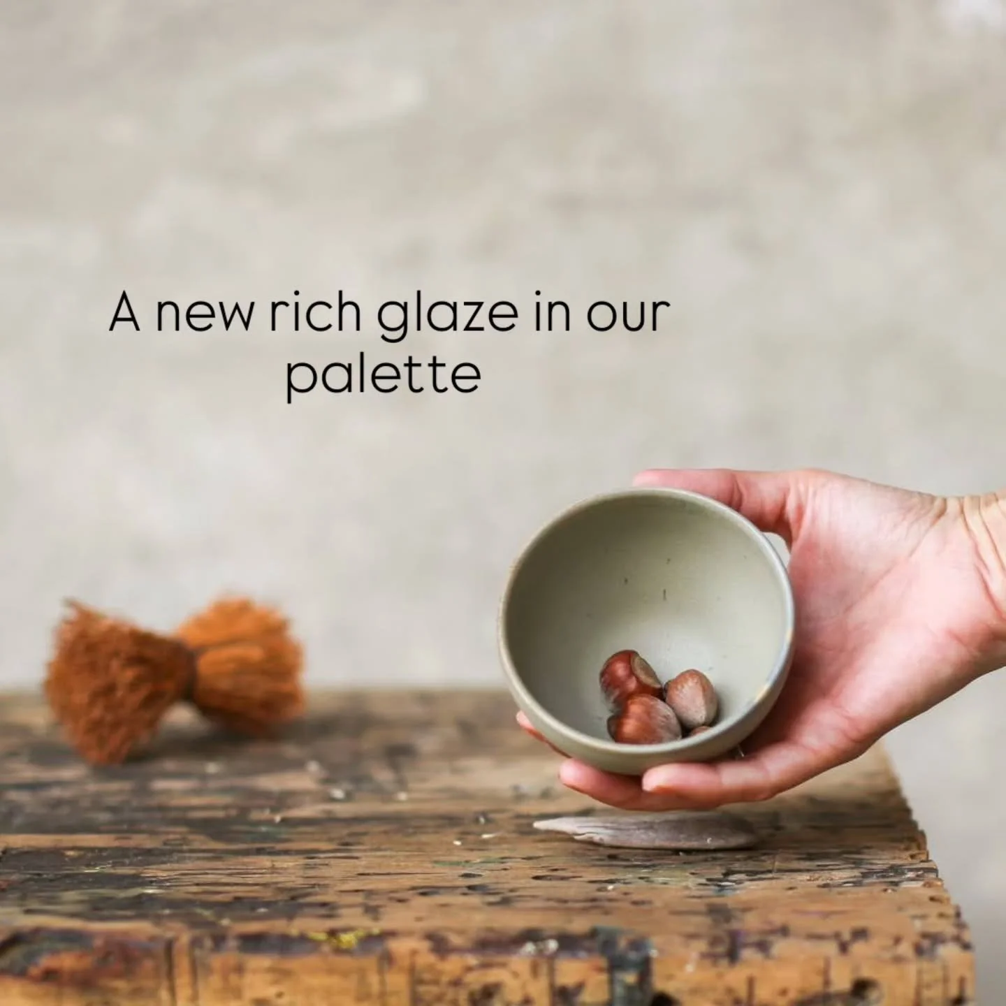 A new rich glaze is now in our palette. 
Pebble grey, a warm speckled matte grey with a smooth tactile feel.

#atelierchus 
#handmadeceramics 
#potterystudio 
#swisscraftsmanship