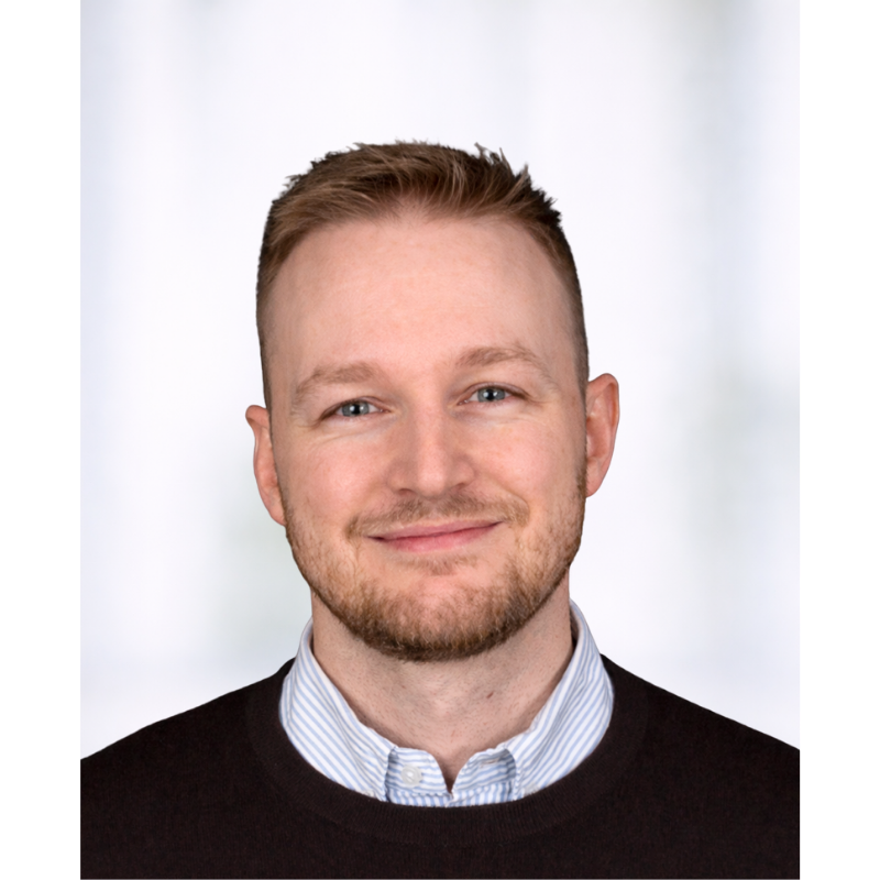 Portrait of Asthor Steinthorsson, CEO of SATA Medical.