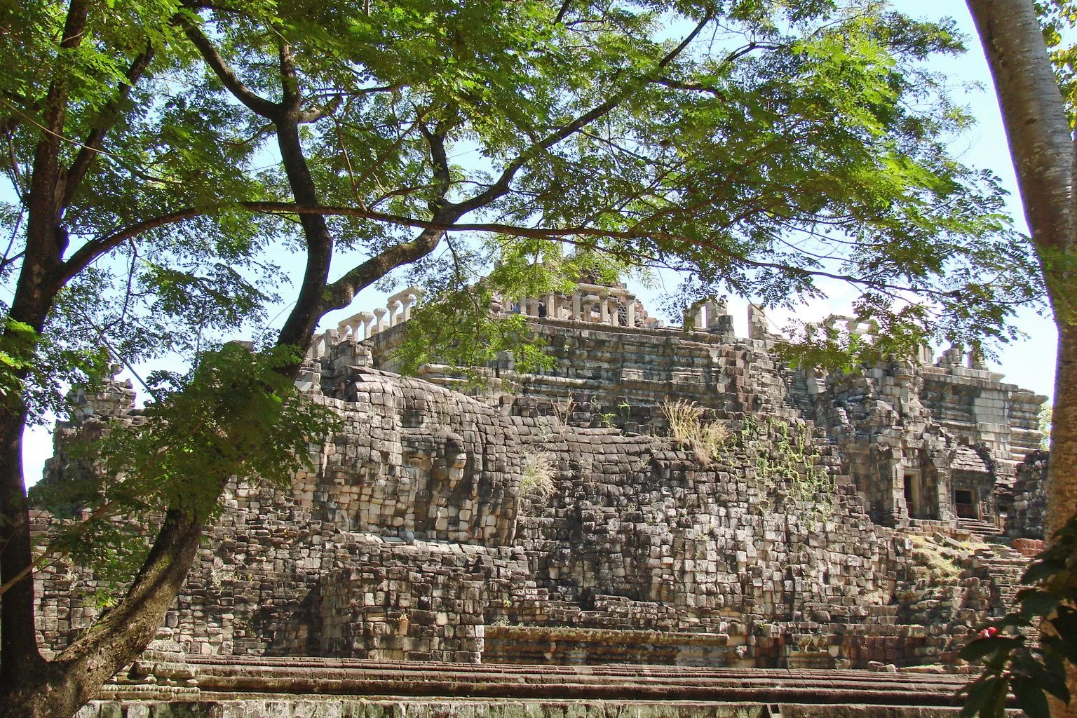 Temple du Baphuon (Cambodge) - Expertise économique