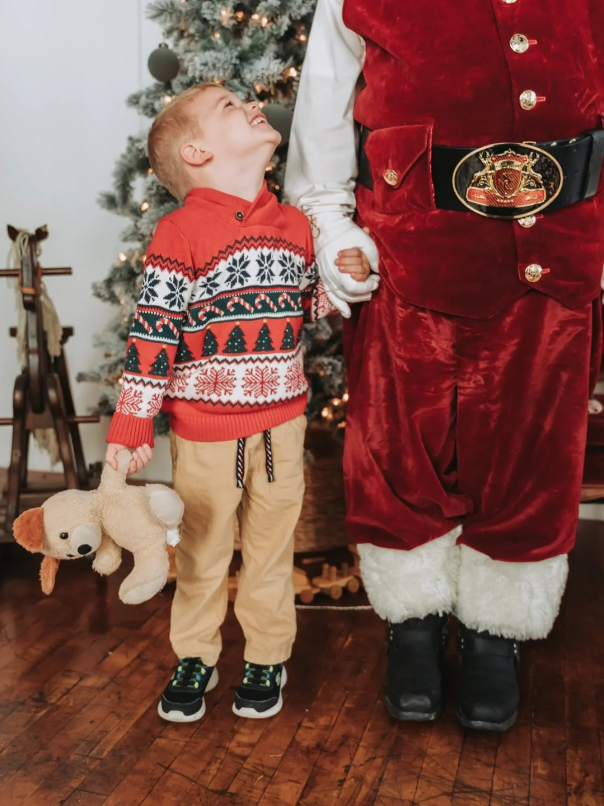 And to all&hellip; a good night. 🌙✨

May your homes be filled with joy, your hearts be full, and your little ones wake up to all the magic Christmas has to offer.

Thank you for letting me be part of your story this season.
Sweet dreams and Merry Ch