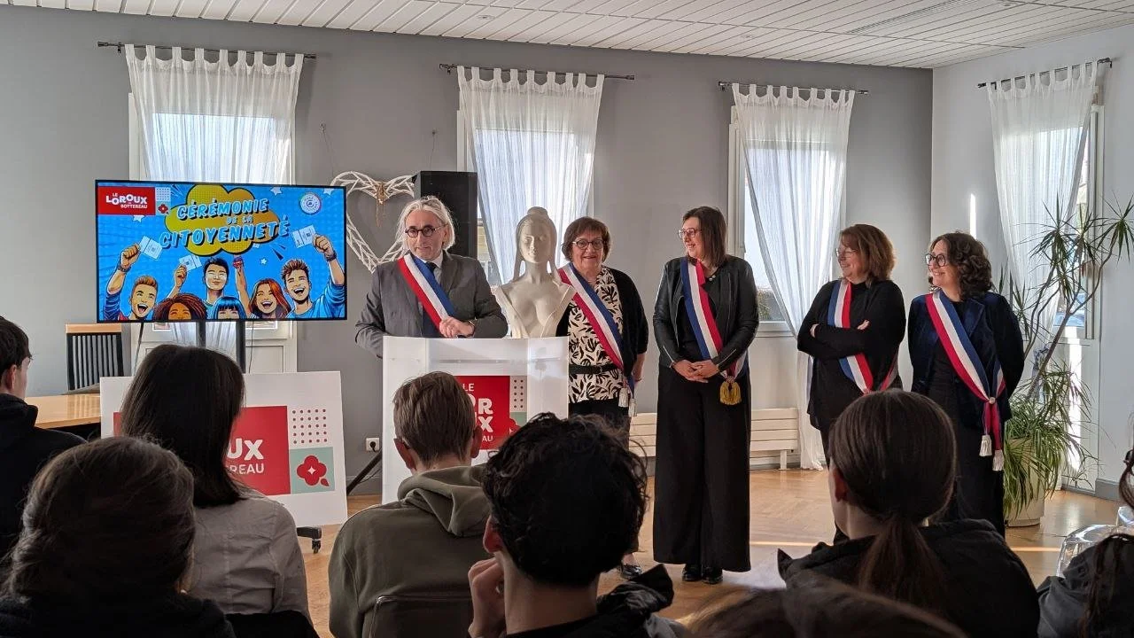 Cérémonie de la citoyenneté au Loroux-Bottereau