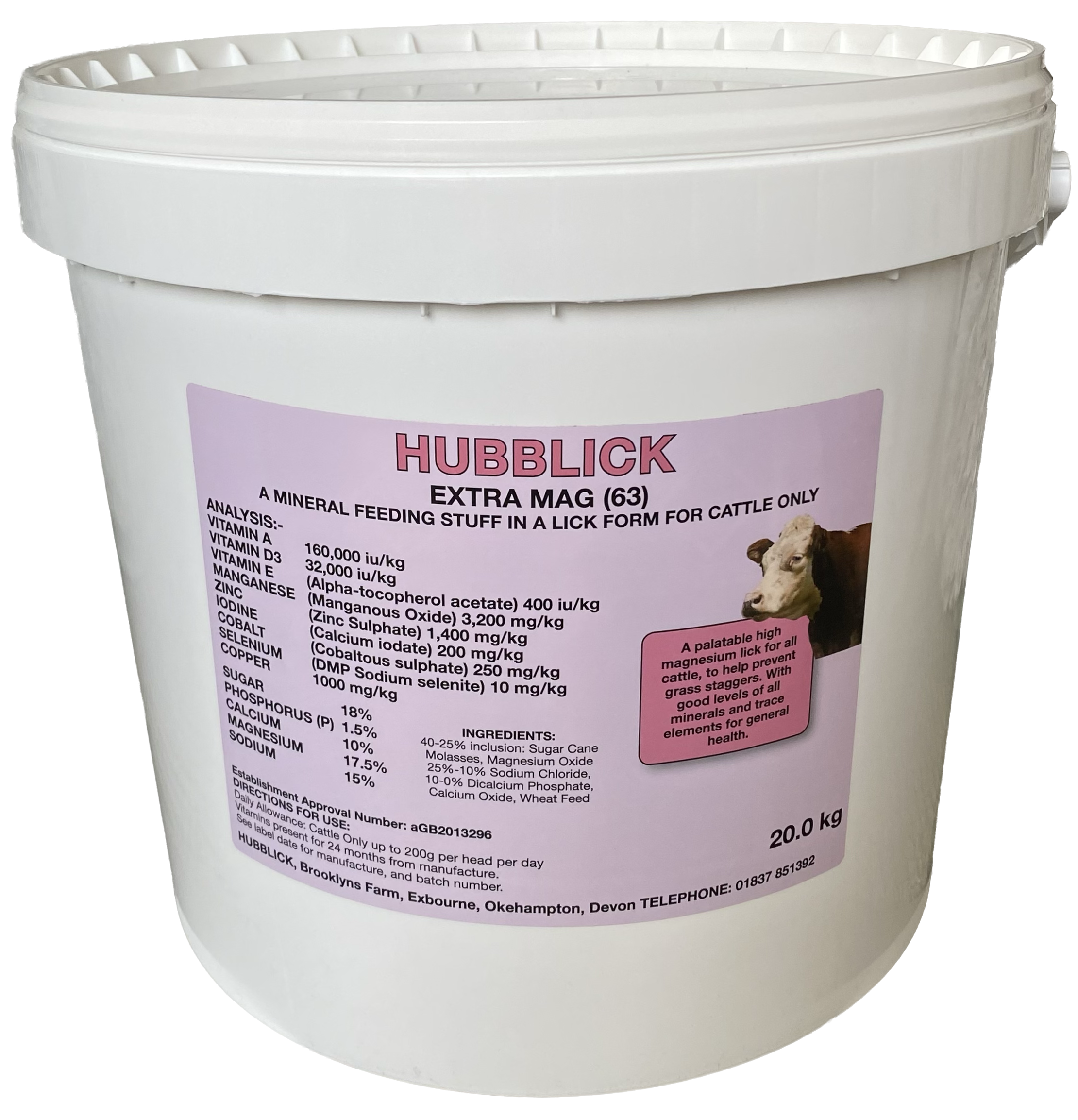 A large white bucket labeled 'HUBBLICK EXTRA MAG (63)' contains mineral feeding stuff for cattle, with information on analysis, ingredients, and usage instructions, and features a picture of a cow.