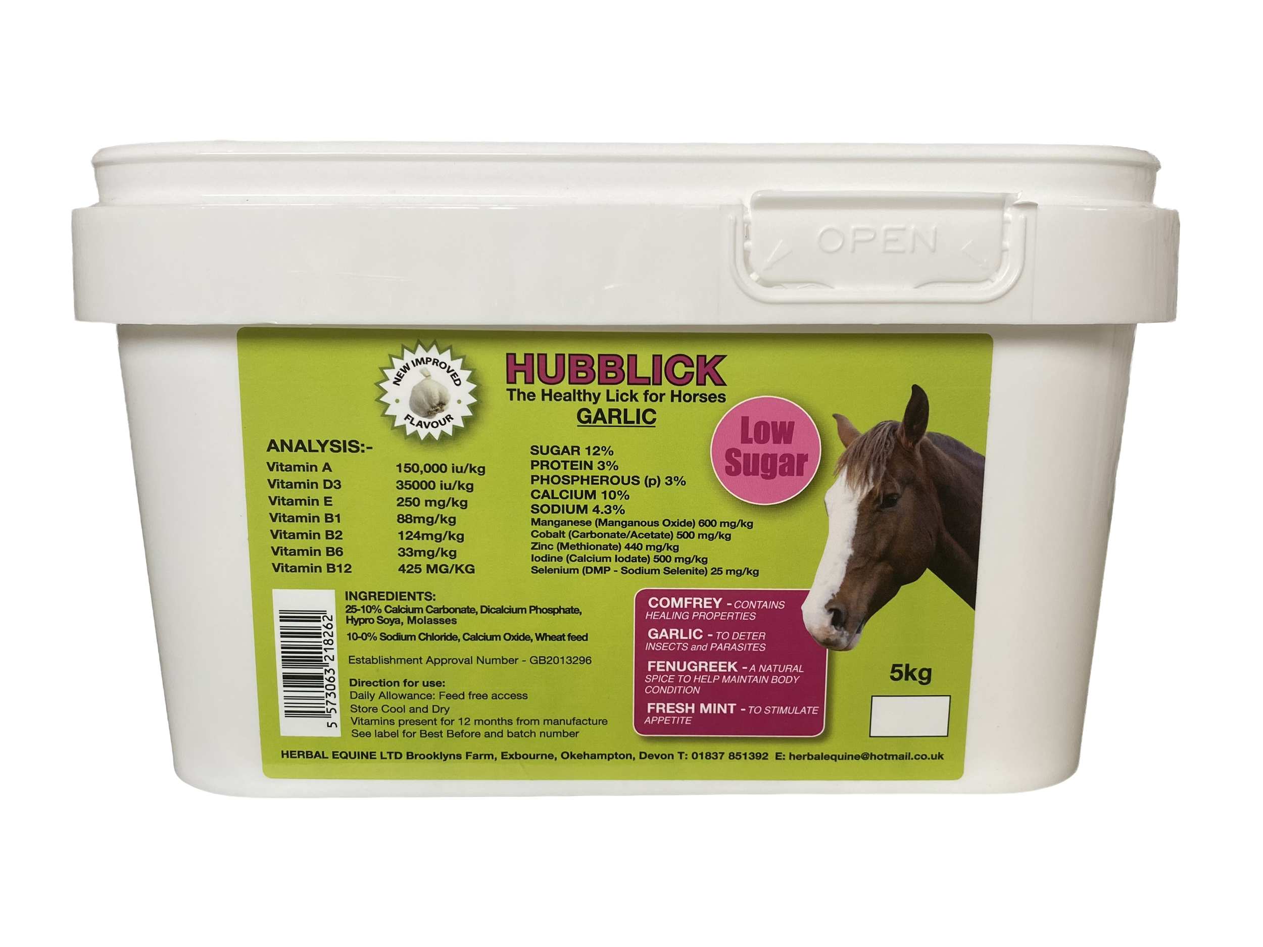 A 5kg container of Hubblick Garlic Low Sugar herbal horse lick with a picture of a horse and nutritional information on a green label.