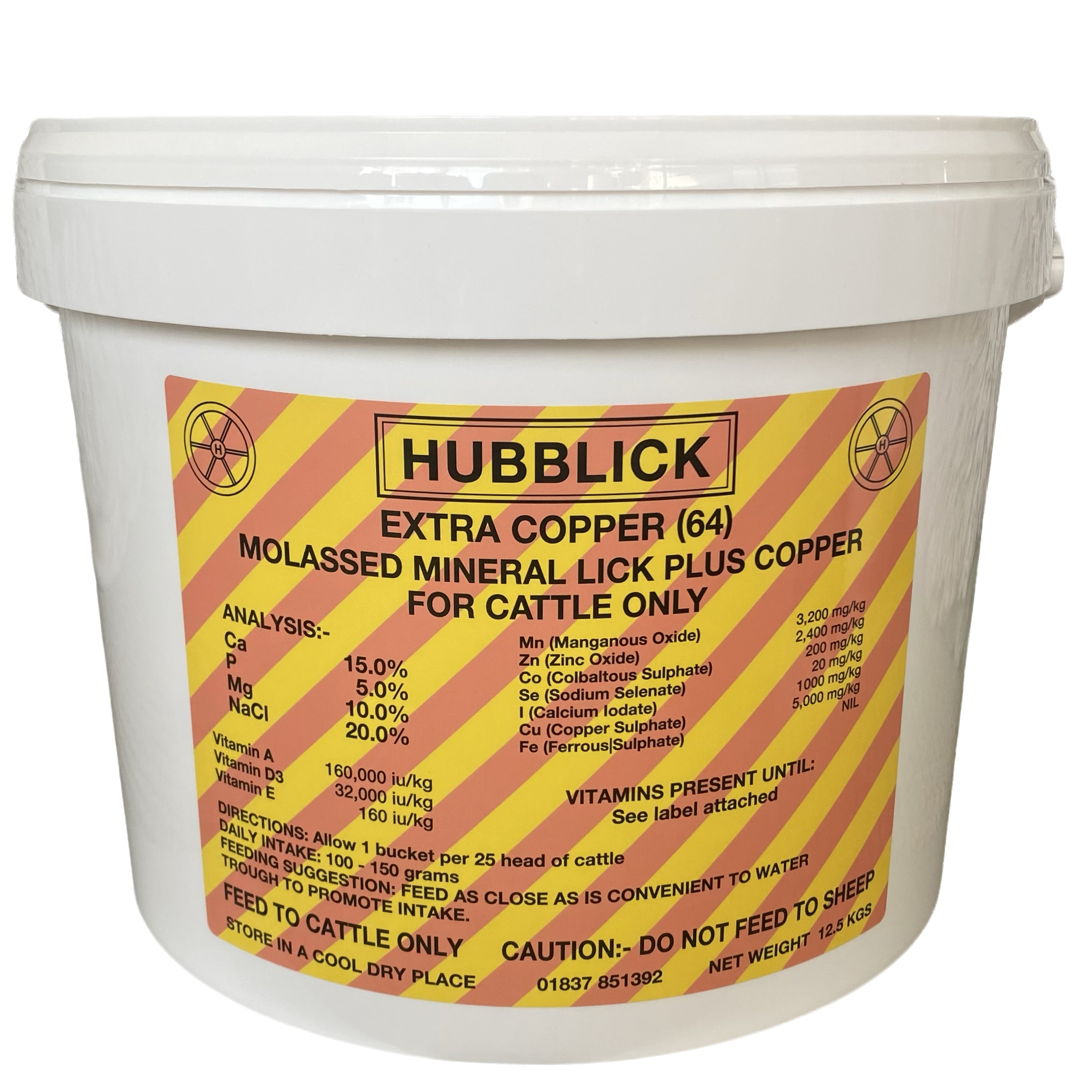 Container of Hubluck extra copper mineral lick for cattle, with analysis and feeding instructions on the label.