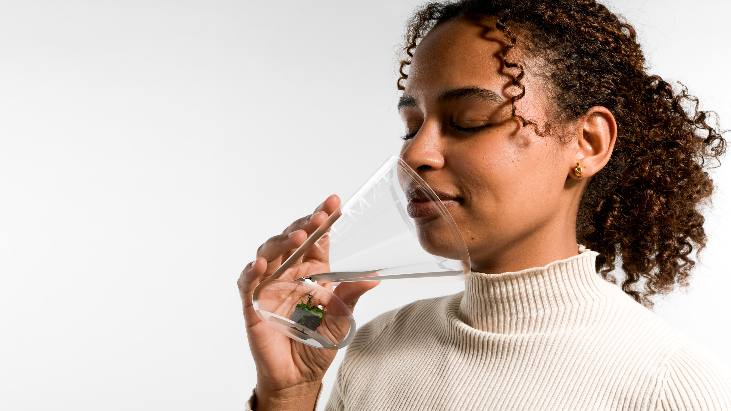 odette with bong LARGE.png