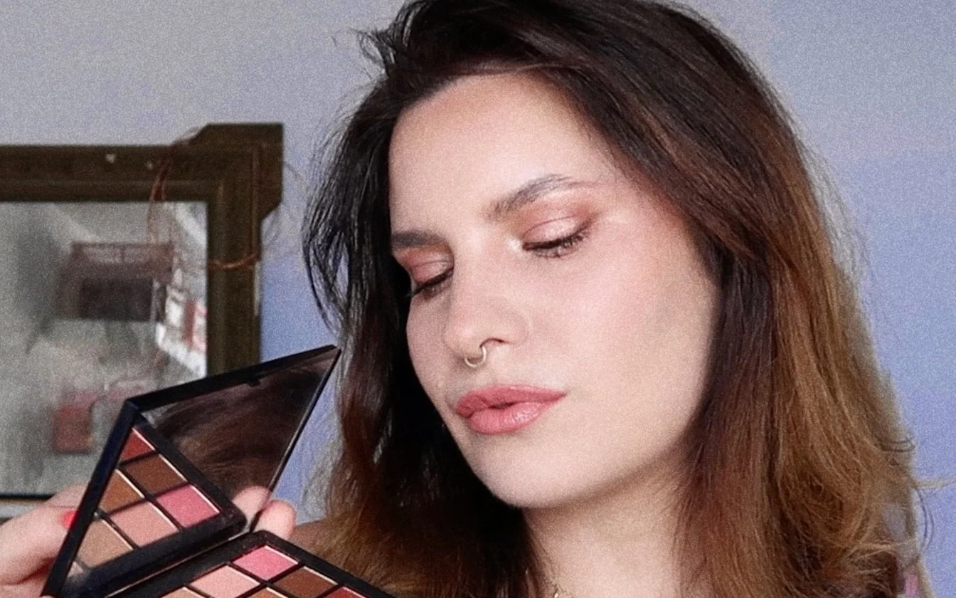 Glitter and glow makeup masterclass