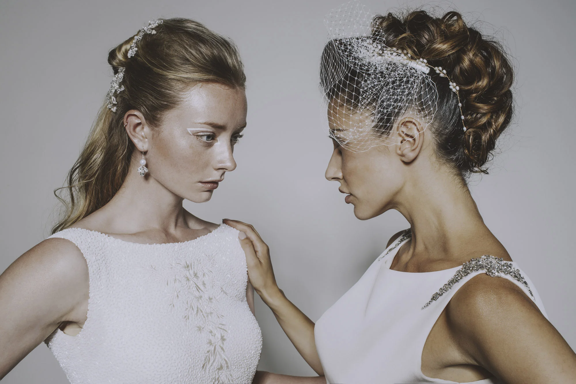 Hackerphotography_Glamourous wedding dress studio012.jpg