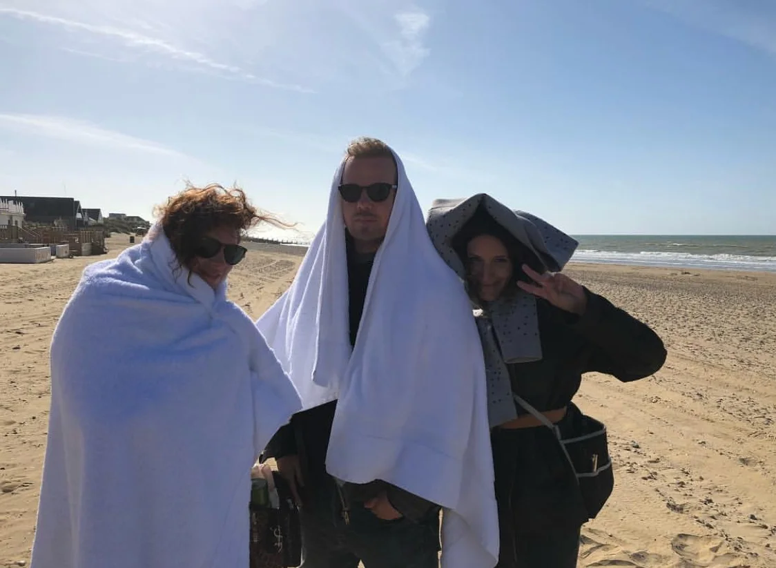 10 tips to be a great makeup artist assistant 