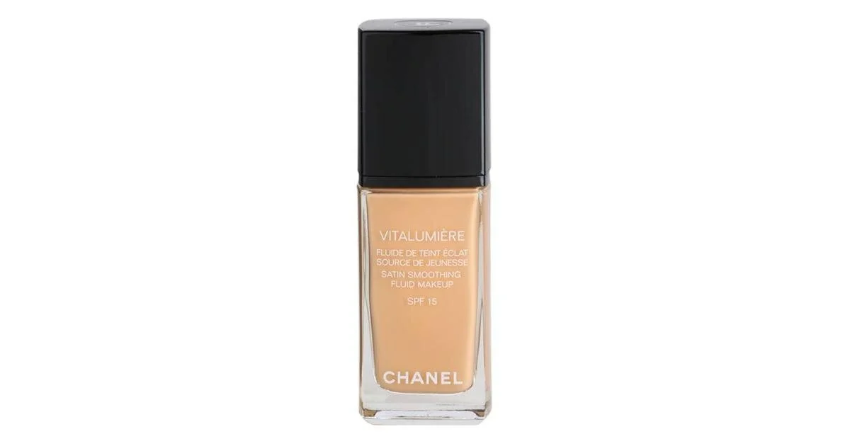 Chanel-Vitalumiere-Satin-Fluid-Makeup-SPF15-20-Clair.jpg
