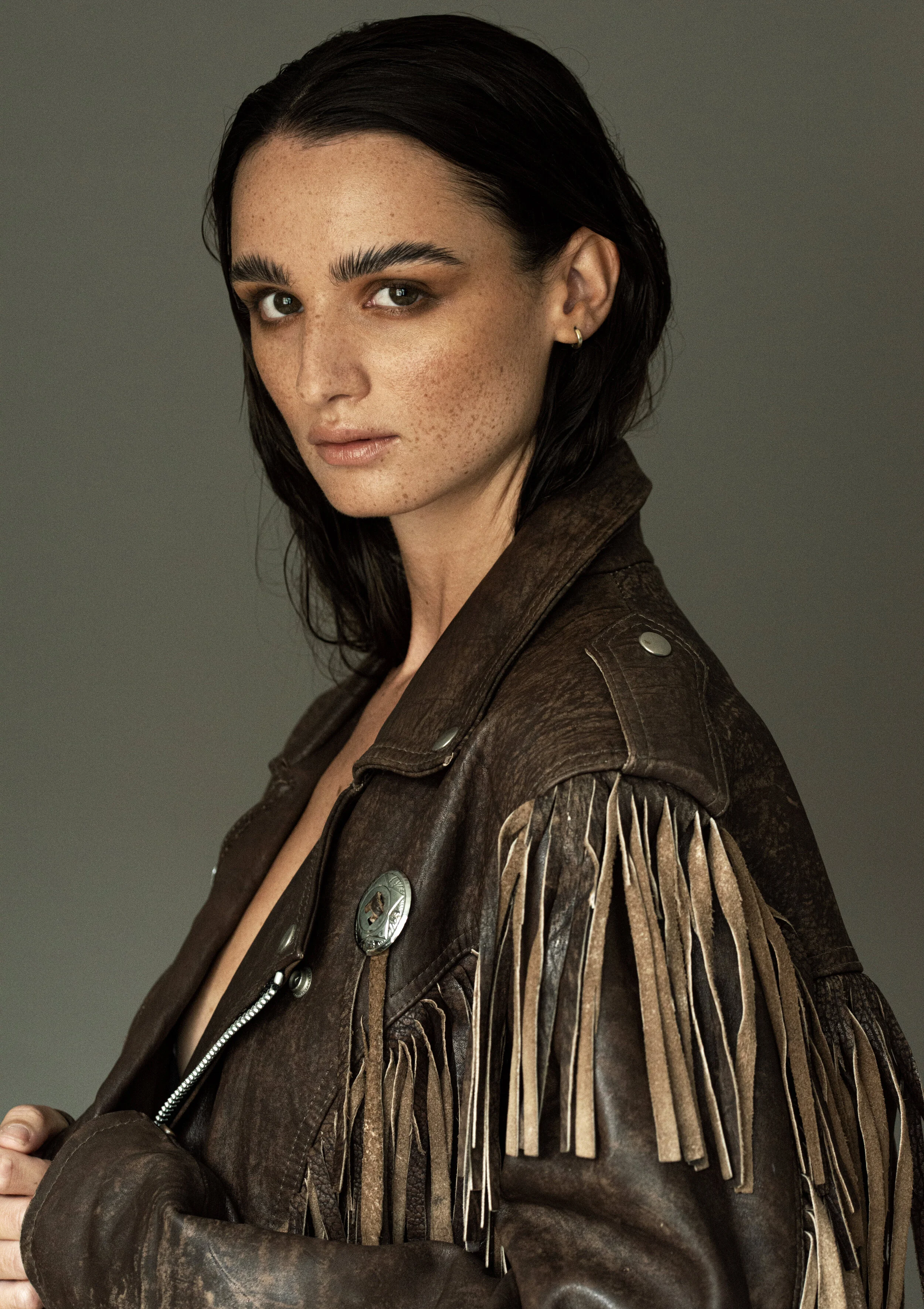  90s makeup London, somerset,  beauty makeup artist smokey eyes lip gloss 