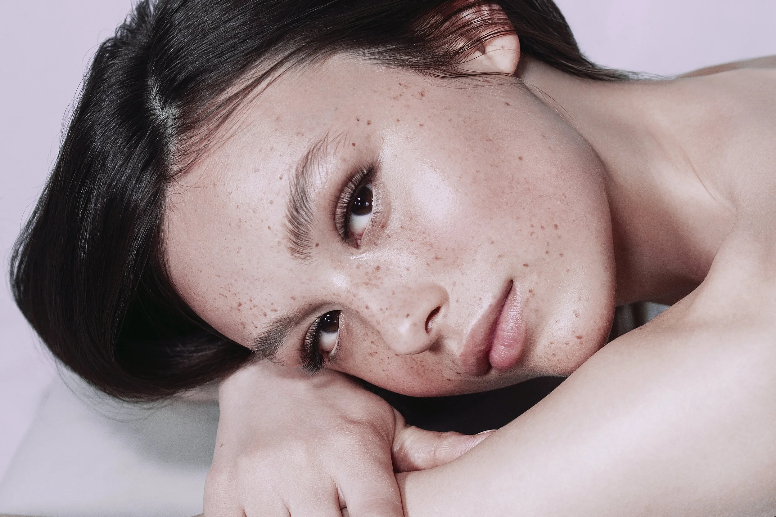  Photographer:  Marina Dean-Francis   Published in Cosmopolitan Hong Kong  Makeup:  Lisa Caldognetto   Hair:  Jessica Singer   Nails:  Emma Thorne   Postproduction:  Mdf retouching   Lisa Caldognetto editorial makeup artist portfolio. Hair on request