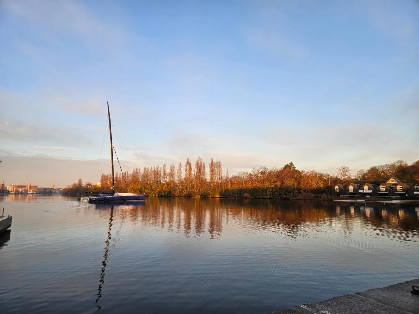 Nearly a year ago I dismasted 800 miles south of Australia half way through the @vendeeglobe race. I saile 800 miles with a tiny mast made from the wreckage. It took me two weeks and it turns out that was the easy bit. 11 months and a lot of stress a