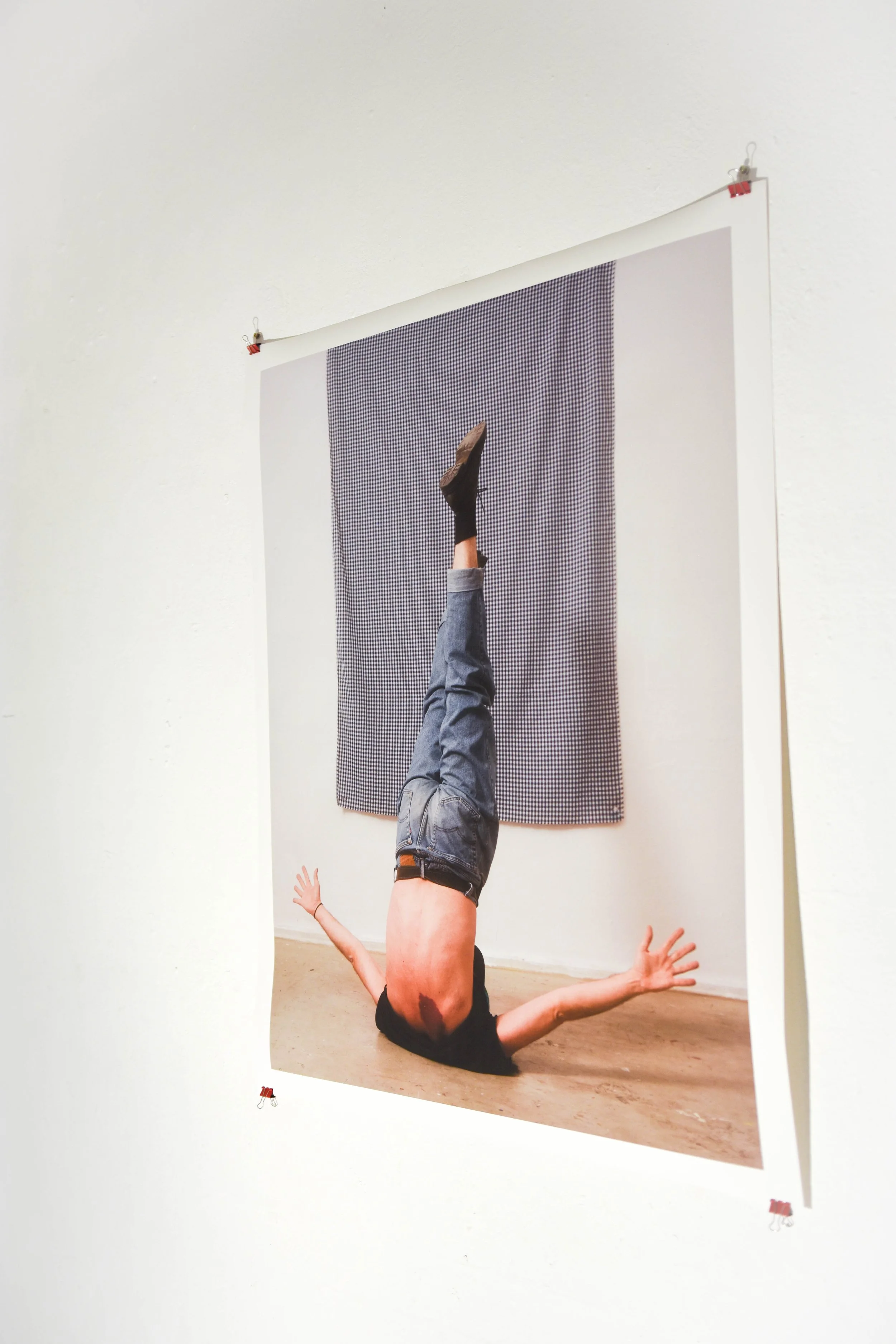 GlogauAIR is a non-profit artist residency in Berlin that brings international artists together to develop projects in individual studios.

 Open Studios, an event at which residents open their work spaces to the public, take place every three months