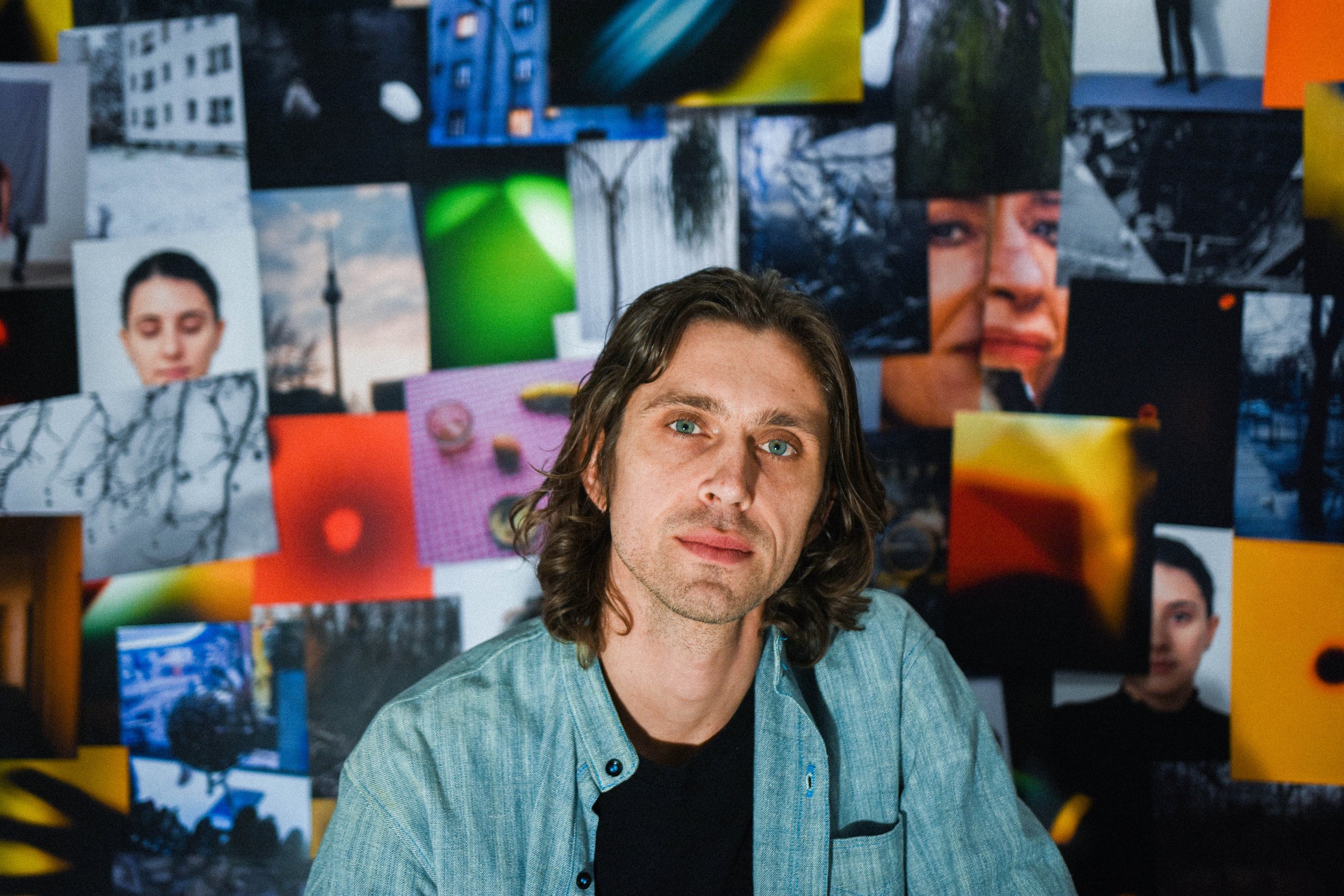 GlogauAIR is a non-profit artist residency in Berlin that brings international artists together to develop projects in individual studios.

Open Studios, an event at which residents open their work spaces to the public, take place every three months.