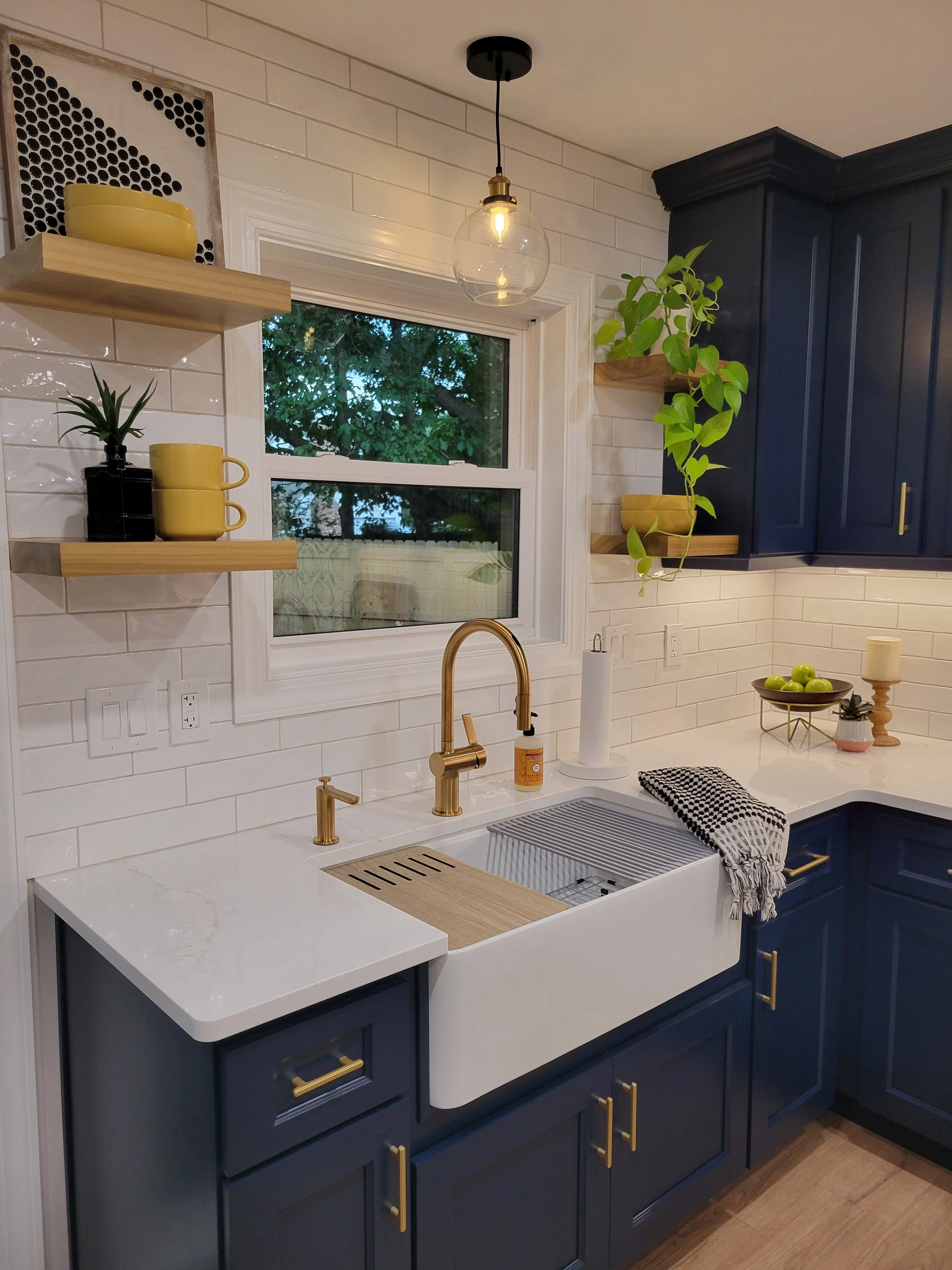 Hastings floating shelves