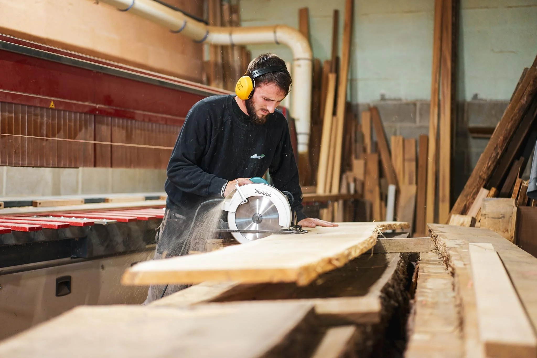 Recruter dans les métiers en tension : pourquoi la communication classique ne fonctionne plus