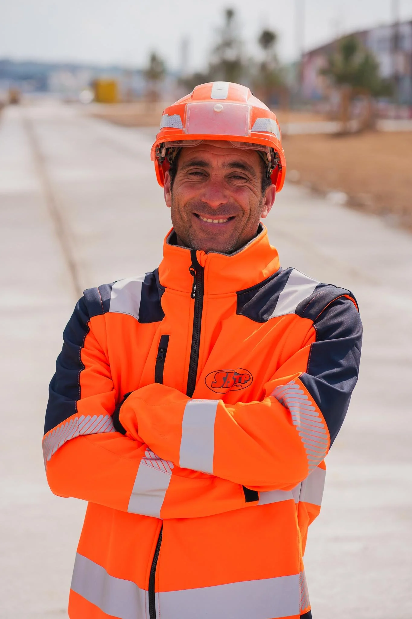 portrait Équipe d’une entreprise de travaux publics sur chantier